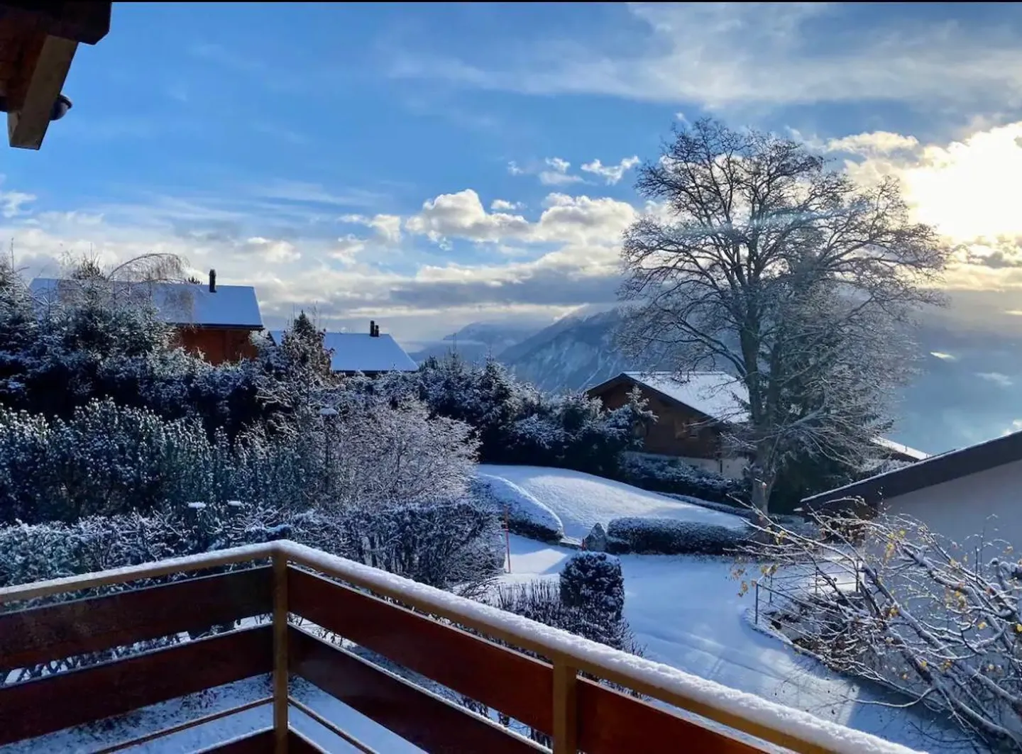 Incantevole appartamento d'angolo a Montana, zona bucolica con vista sulle montagne - Foto 2 di 12