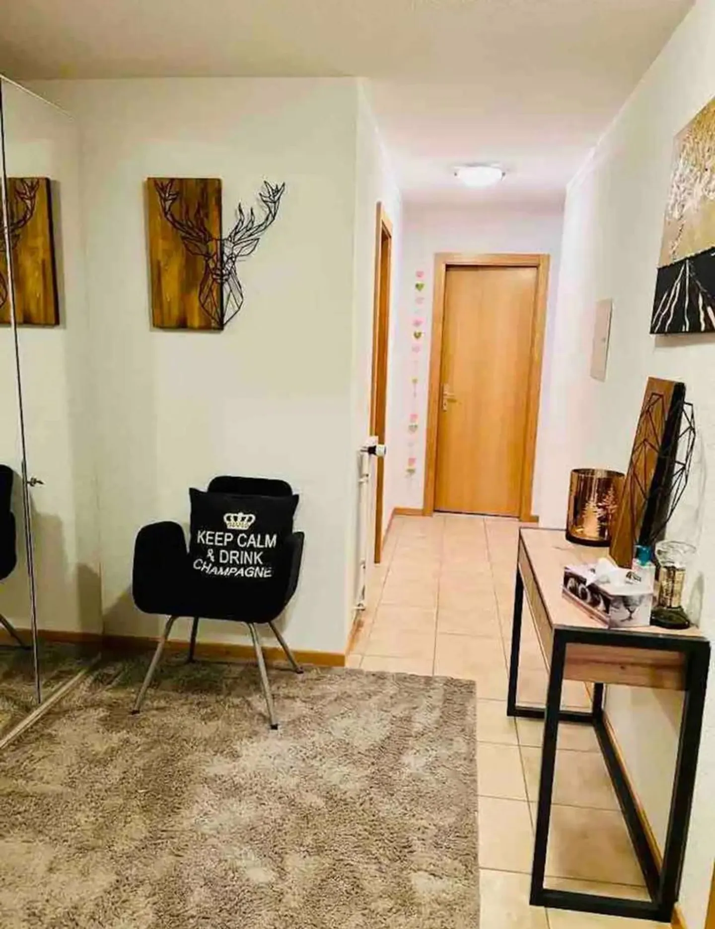 Incantevole appartamento d'angolo a Montana, zona bucolica con vista sulle montagne - Foto 5 di 12