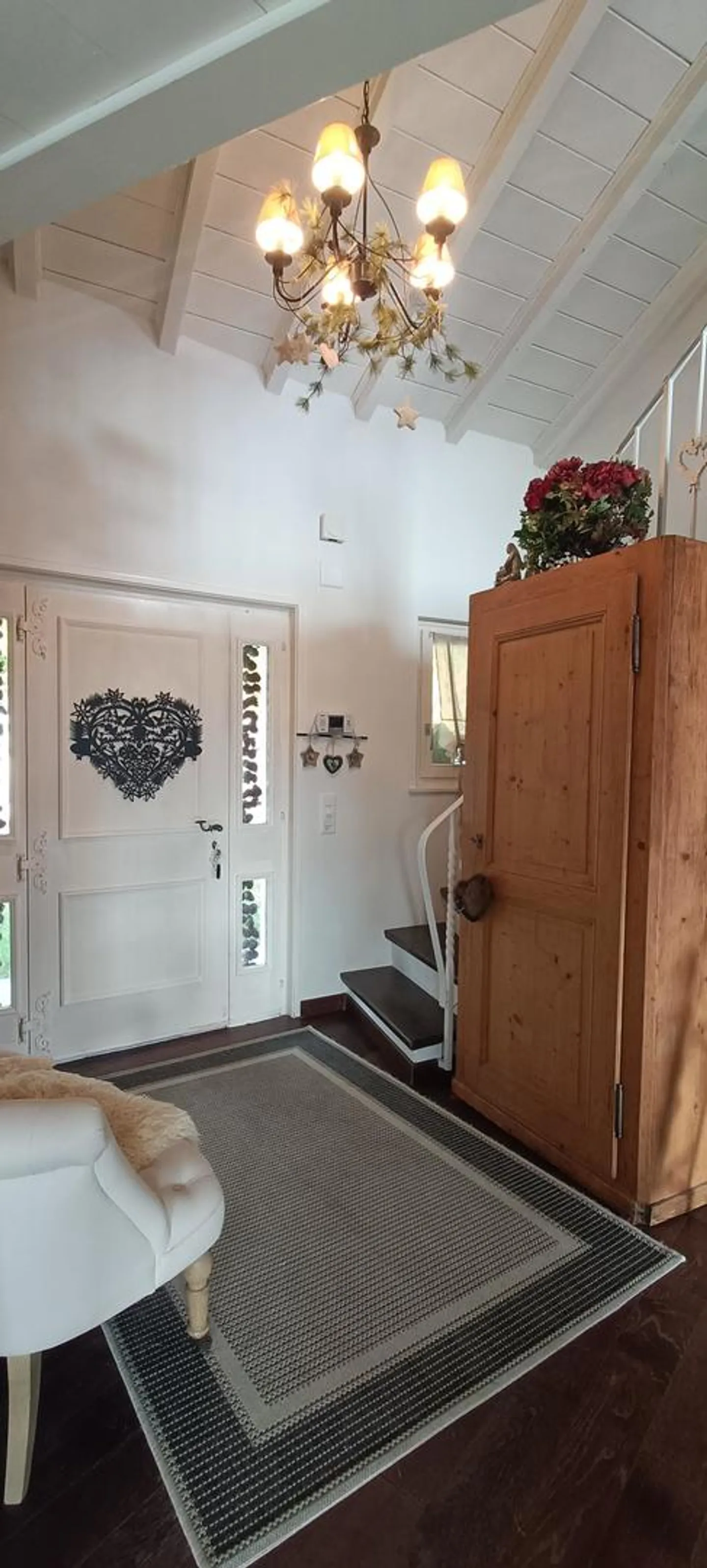 FOR NATURE LOVERS! Charming house just steps from Crans-Montana - Photo 12 of 13