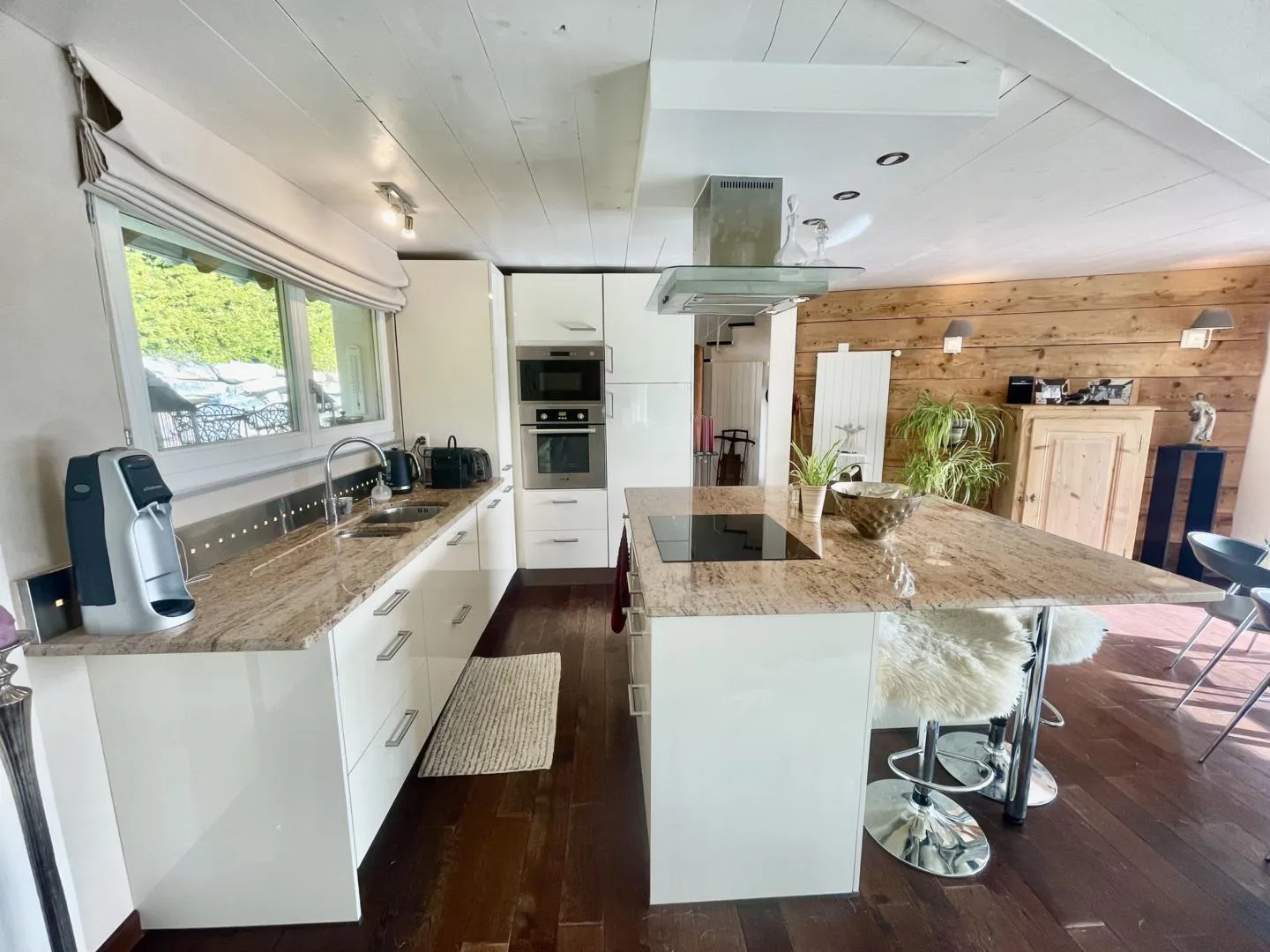 FÜR NATURLIEBHABER! Charmantes Haus nur wenige Schritte von Crans-Montana entfernt - Foto 7 von 13