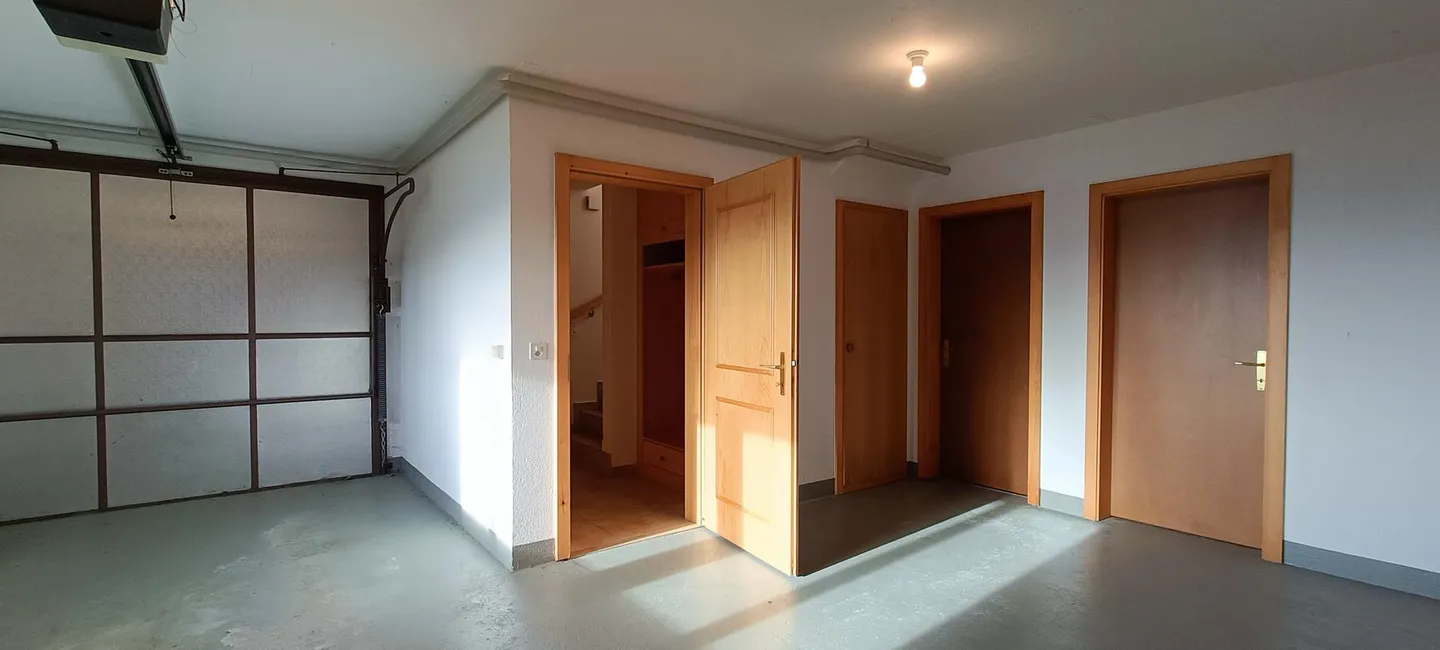 Chalet in un'oasi di pace alle porte di Crans-Montana - 2 appartamenti - Grande potenziale - Foto 11 di 12