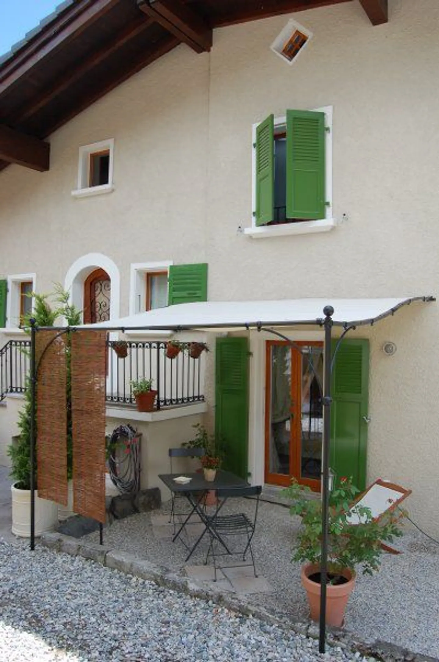 RARE! Restaurant de renom avec chambres d'hôtes dans un village typique Valaisan à 2 pas de Crans-Montana - Foto 10 von 10