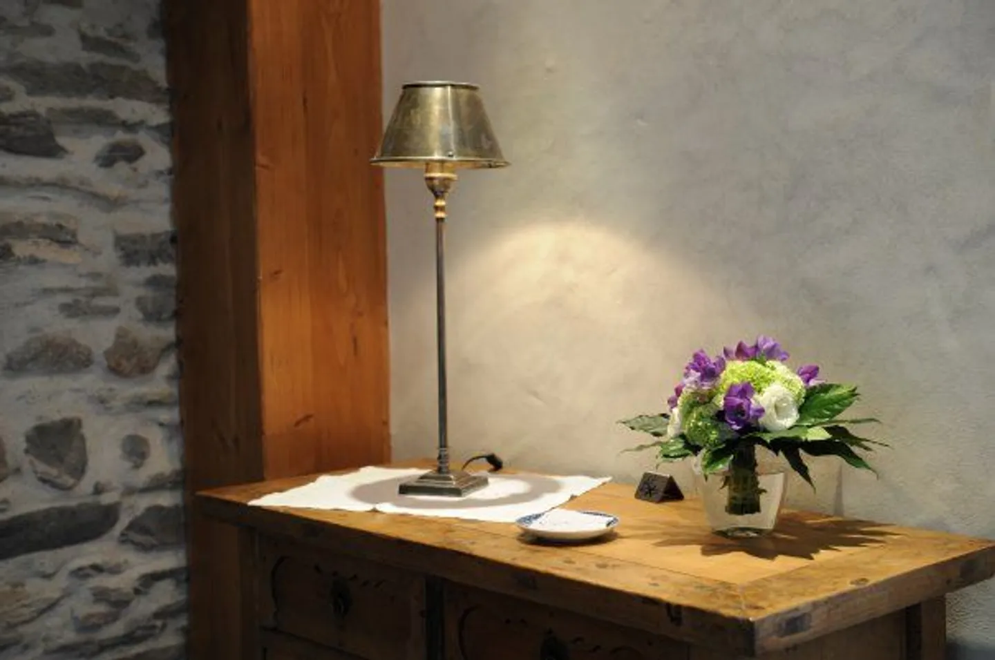 Camere degli ospiti affascinanti con ristorante di grande rinomanza in un villaggio circostante - Foto 1 di 8