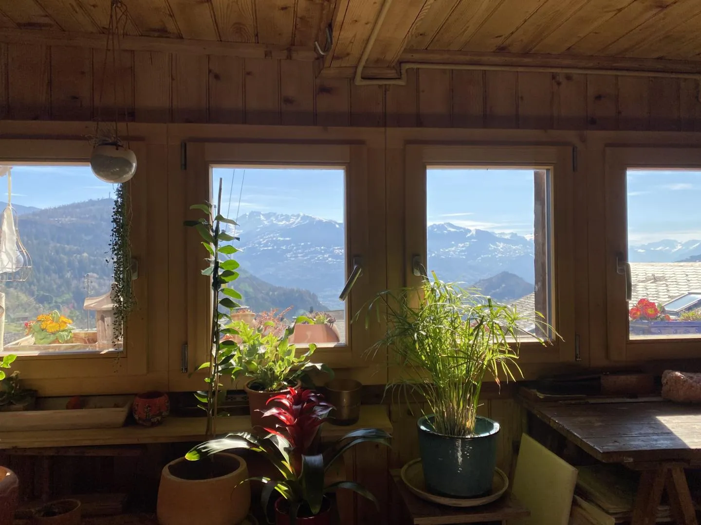 Charmante renovierte Penthouse-Wohnung mit Garten - Foto 2 von 10