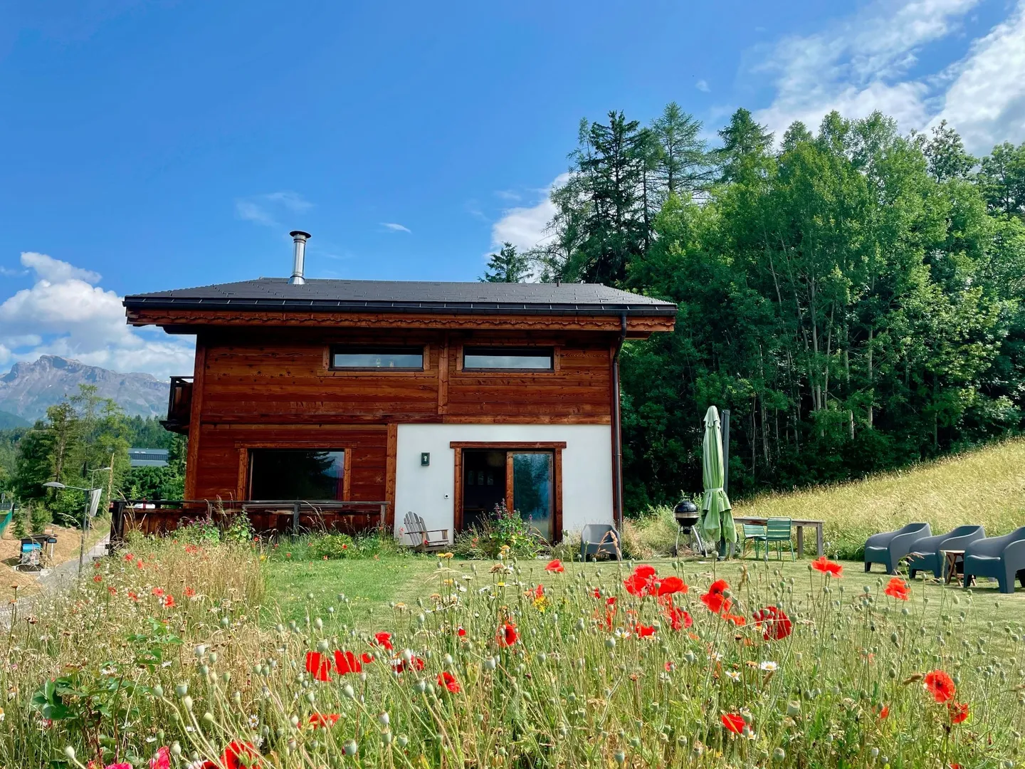 Spazioso chalet a pochi passi dal villaggio di Lens e vicino a Crans - Foto 2 di 11