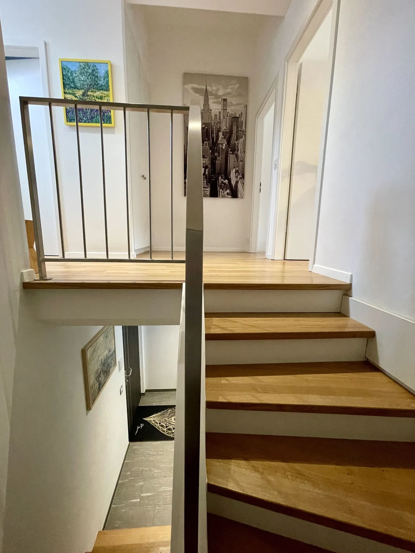 Opportunité appartement 3,5 pièces, attique duplex, très belle vue, lumineux centré - Photo 4 sur 8