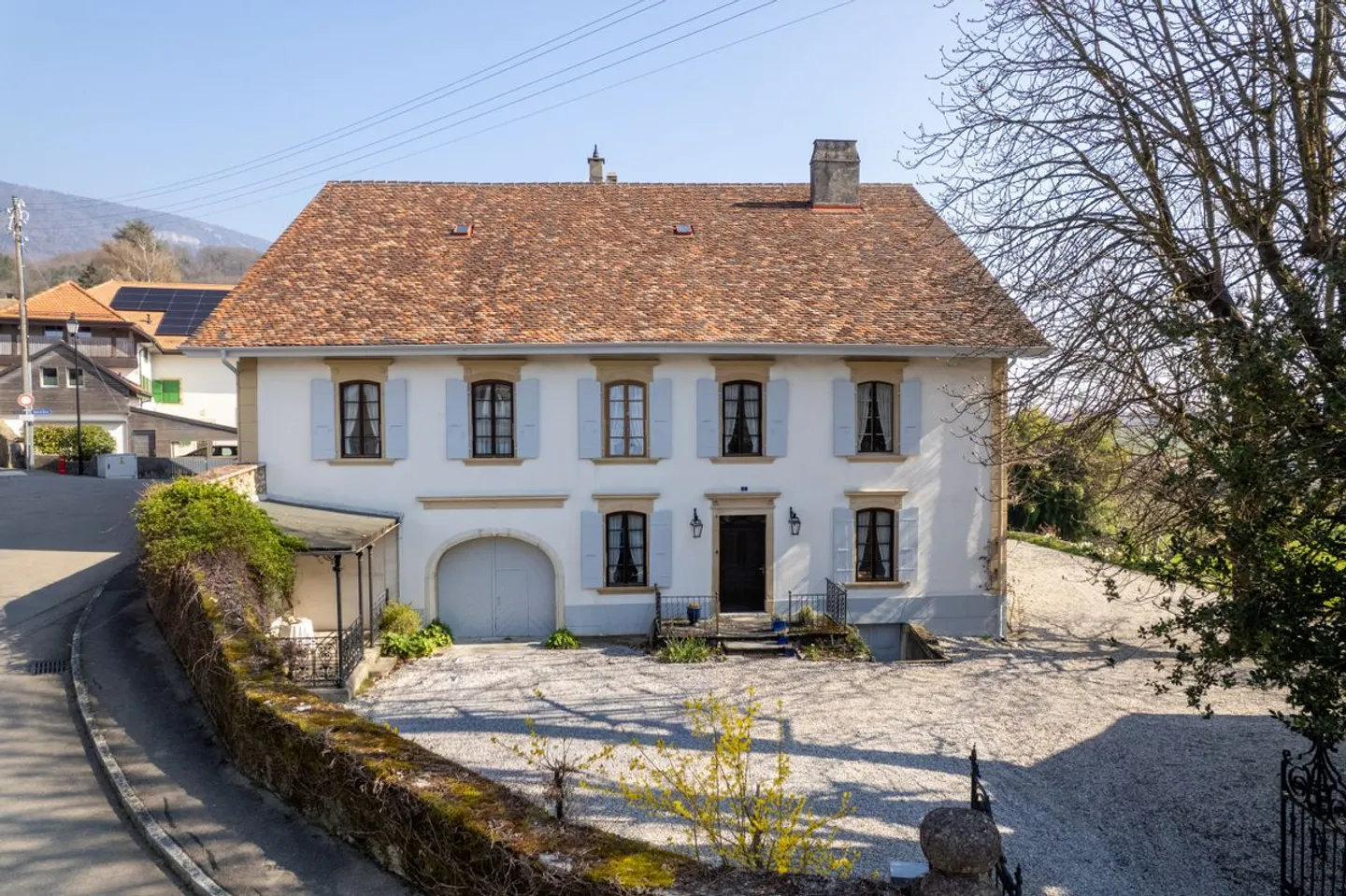 The Demeure au Marronnier - An exceptional property in the heart of the Vaud vineyard - Photo 2 of 13