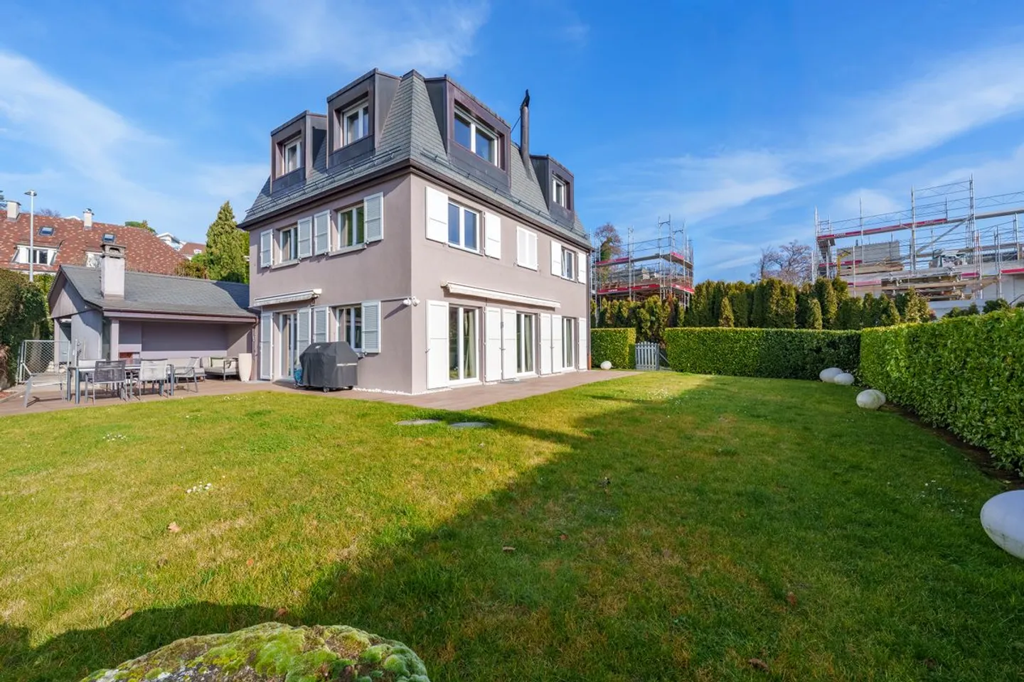 Incantevole villa familiare di 6,5 locali a Pully - Foto 2 di 13