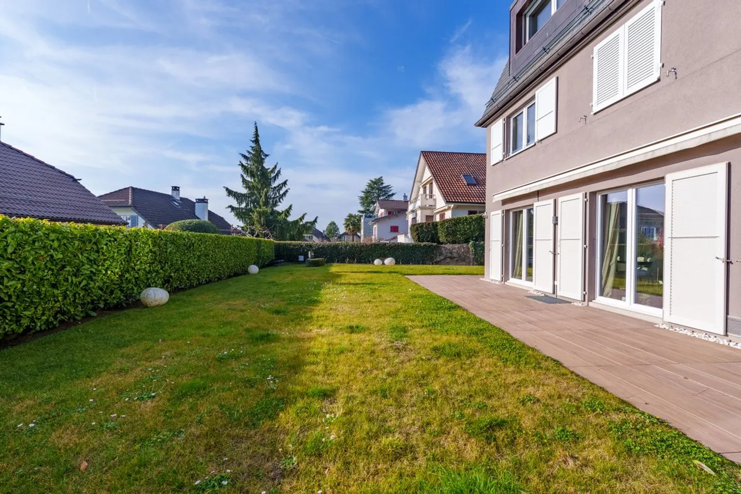 Incantevole villa familiare di 6,5 locali a Pully - Foto 4 di 13