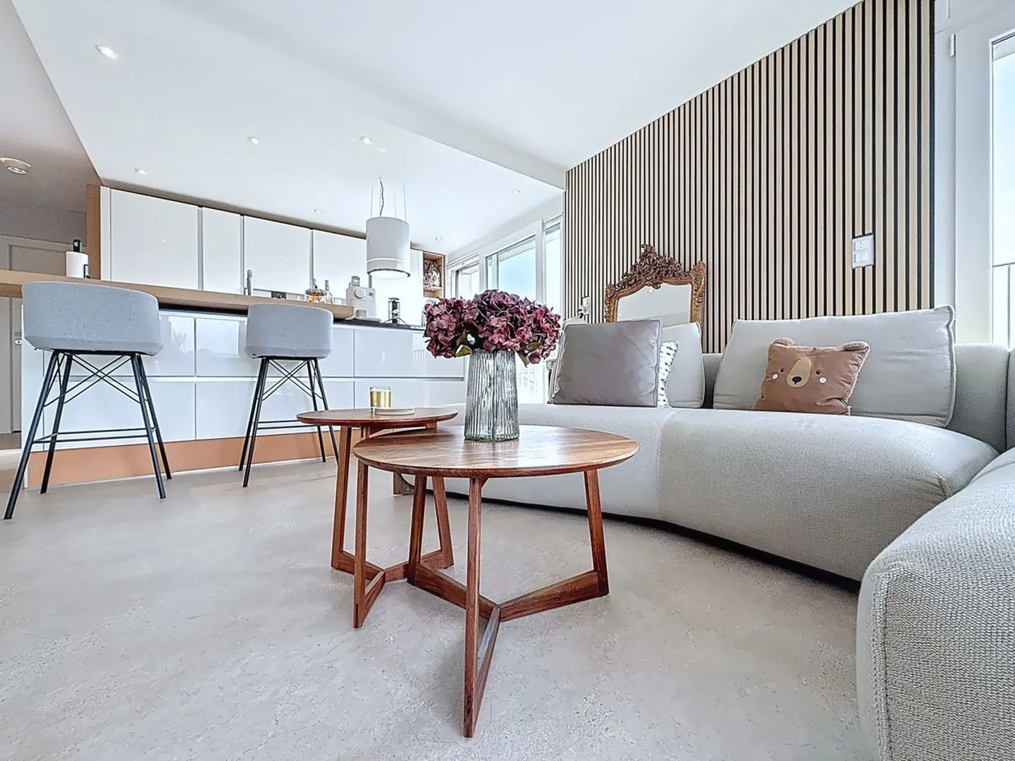 Bournens - Magnificent 4.5-room duplex apartment - Photo 3 of 6