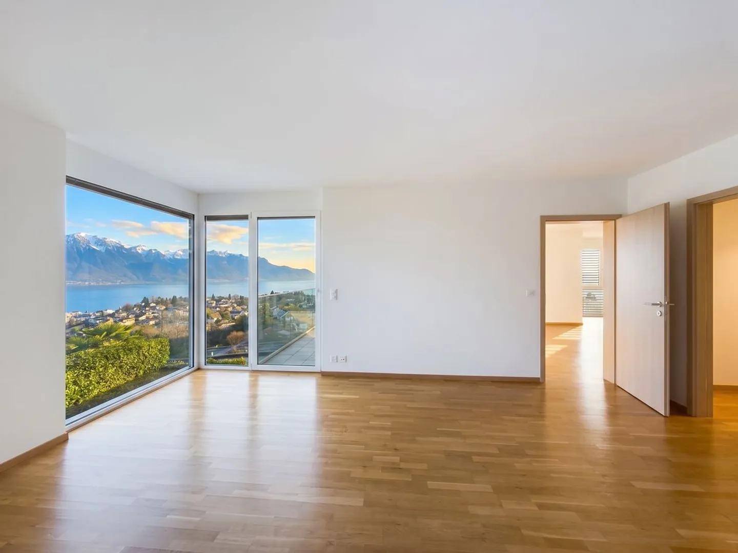 Montreux - Elegante appartamento di 5.5 locali con vista lago, terrazza e area benessere - Foto 7 di 13