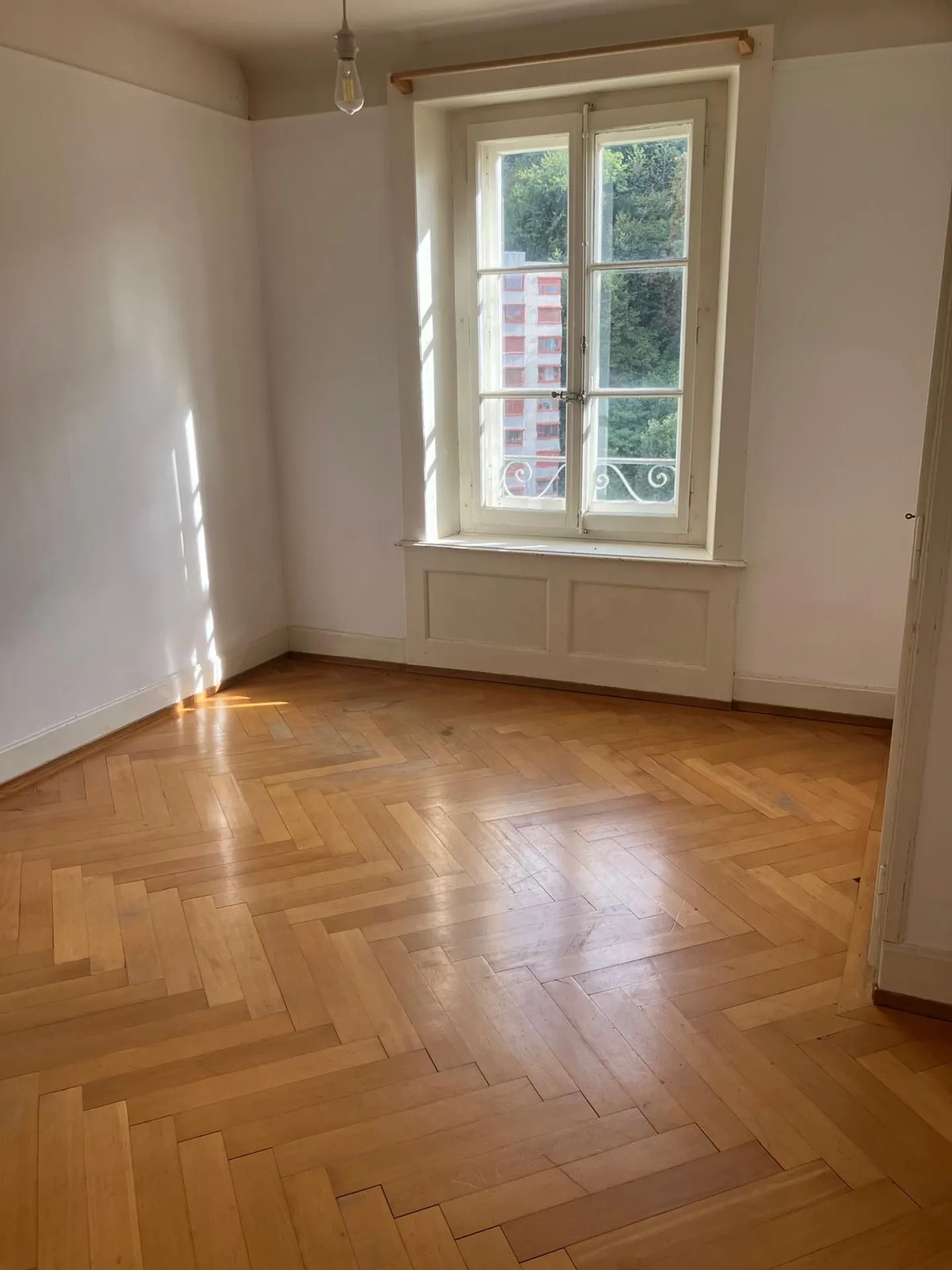 Yield building in the heart of Lausanne - Photo 2 of 10