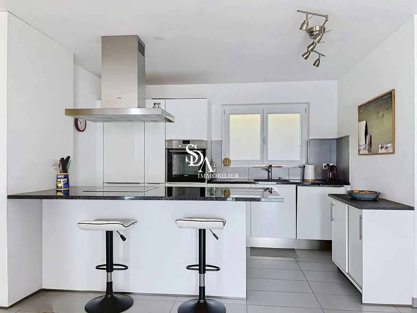 Very beautiful 3.5 rooms in Chardonne - Photo 3 of 13