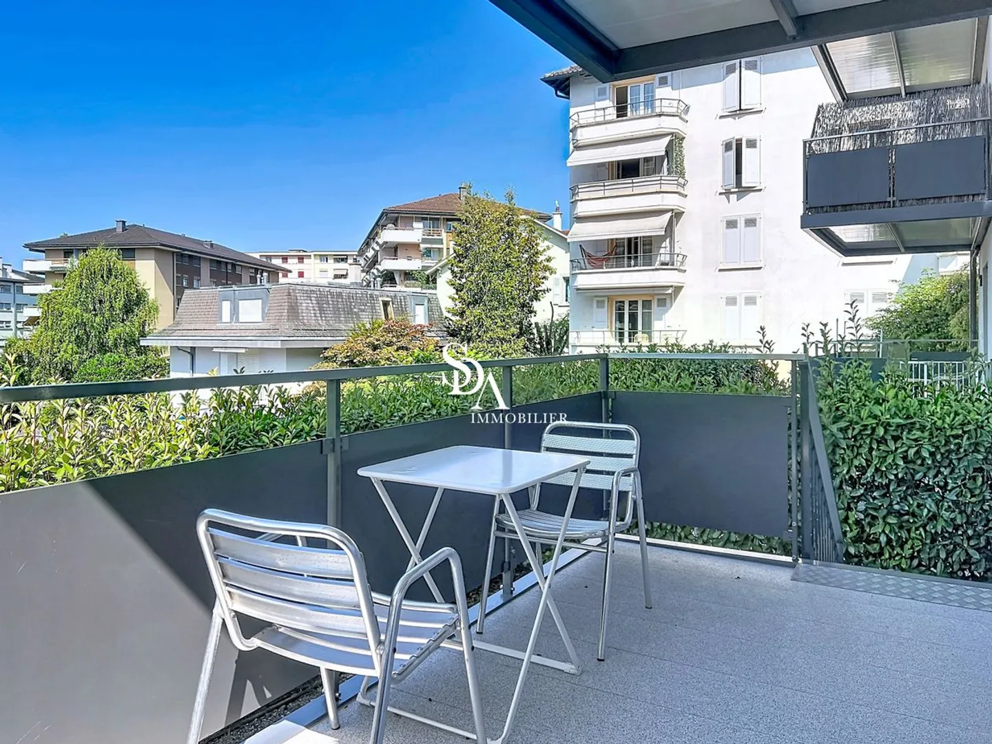 Bel appartements de 3.5 pièces avec balcon et jardin  - Photo 4 sur 9