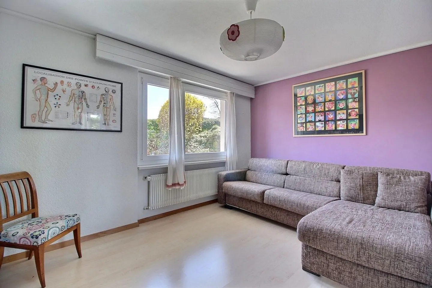 Diese geräumige und helle Einfamilienvilla bietet sehr interessantes Potenzial! - Foto 7 von 10