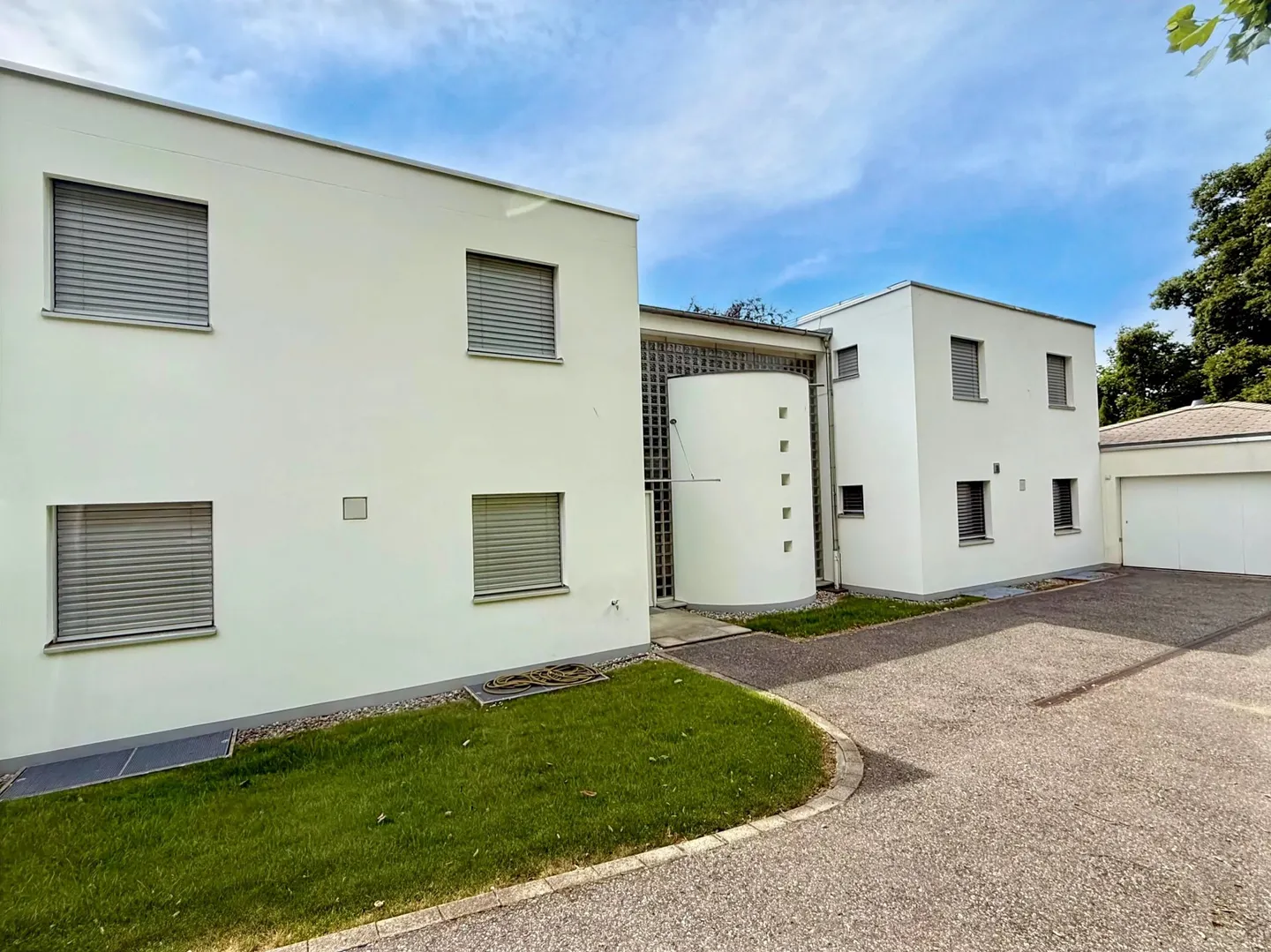 Grande villa contemporanea di 500m², piscina, tranquilla, vista sul Giura - Foto 13 di 13