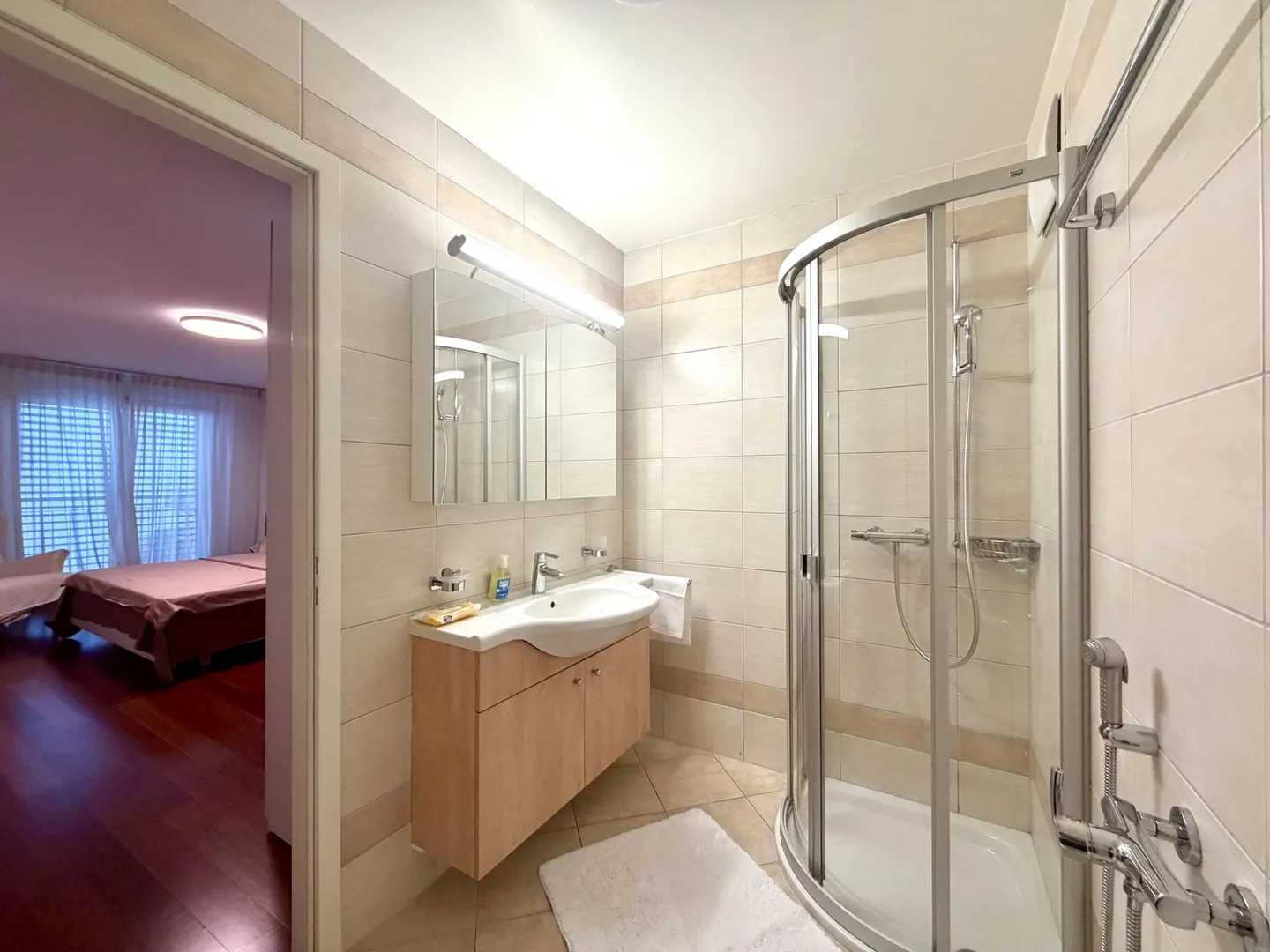 Apartment with lake view - Sale to foreigners allowed - Photo 9 of 11