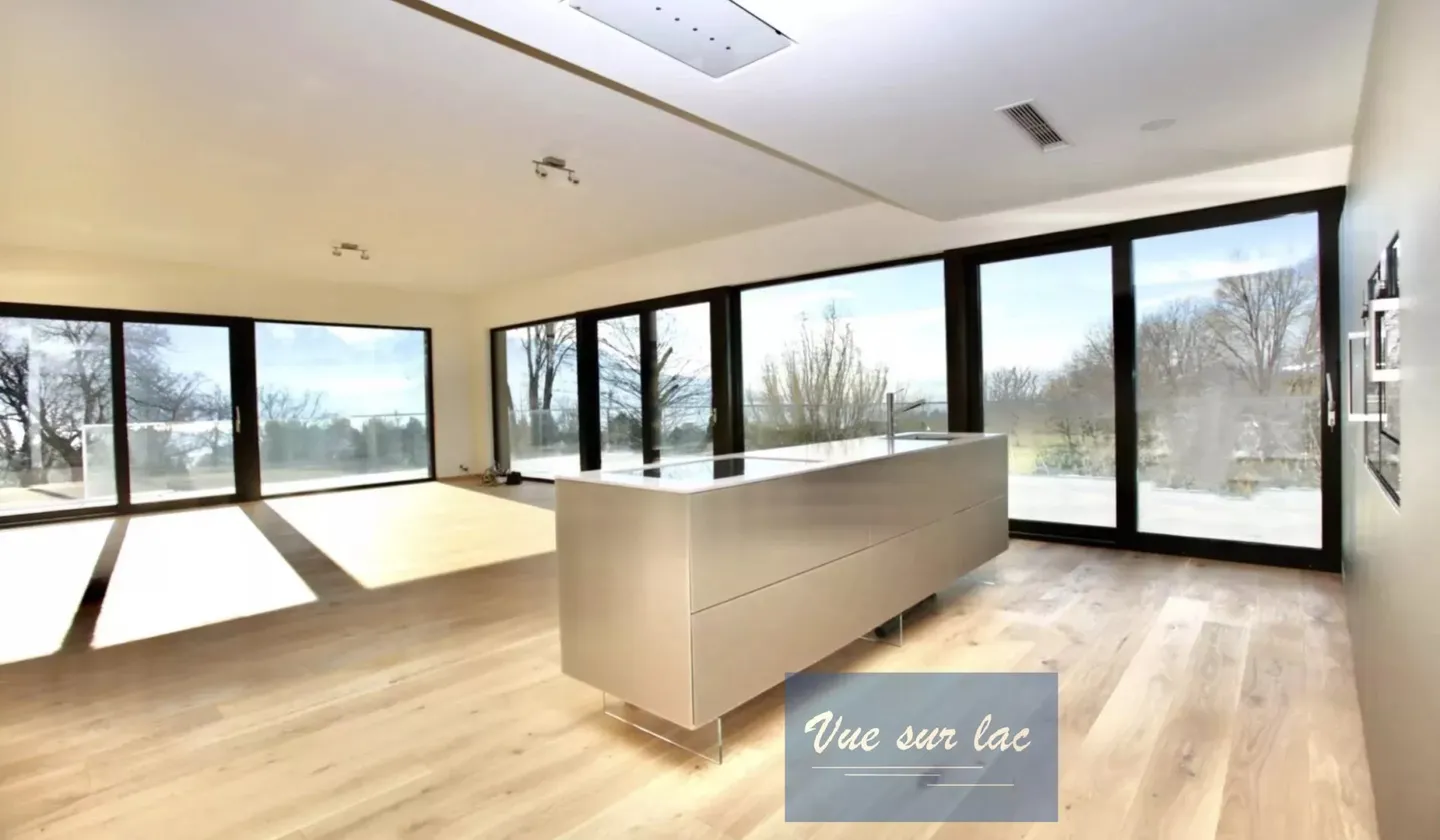 Außergewöhnliche moderne Villa mit Panoramablick. - Foto 6 von 13