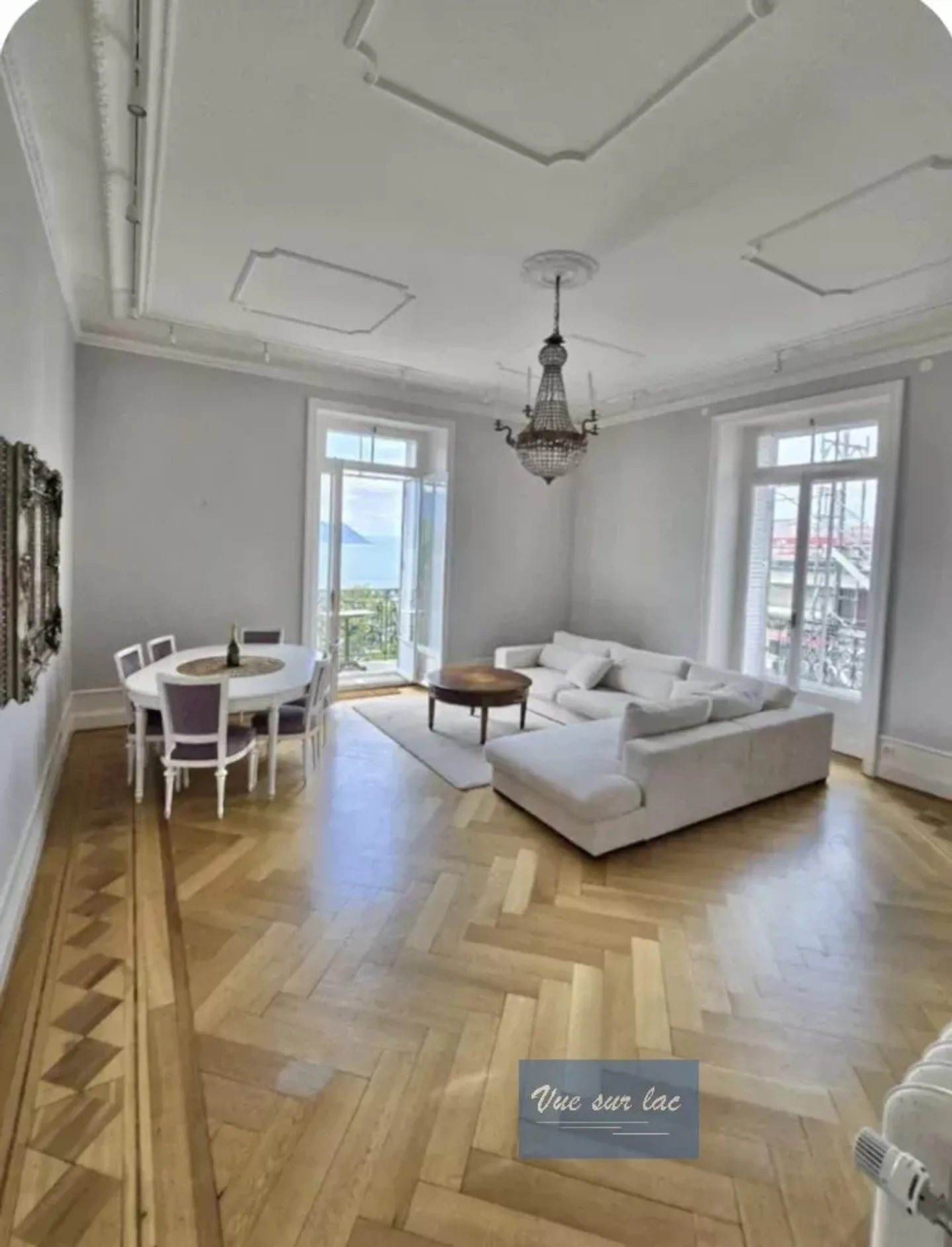 Charming apartment in Montreux with breathtaking views - Photo 5 of 12