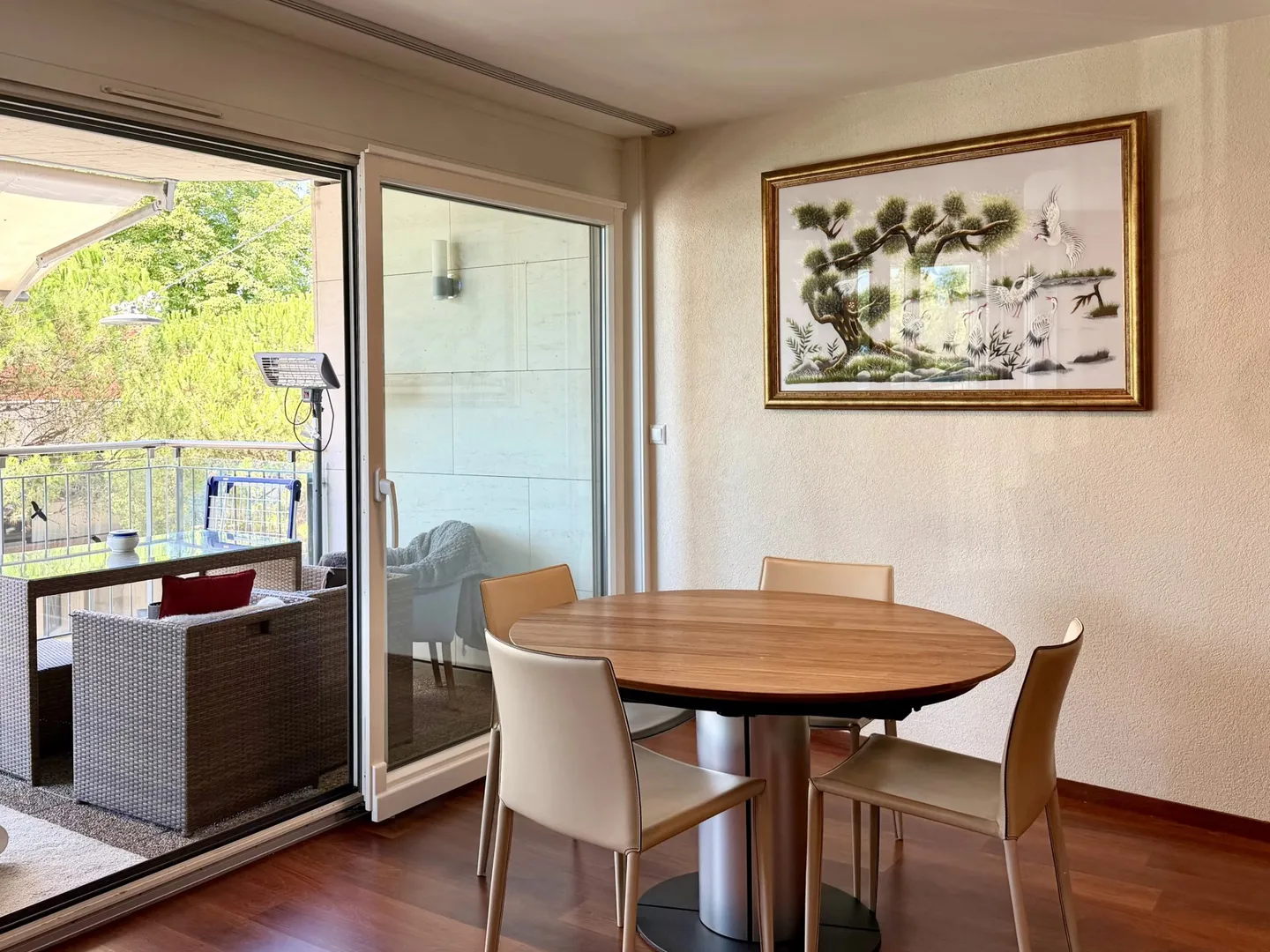 Apartment with lake view - Sale to foreigners allowed - Photo 4 of 11