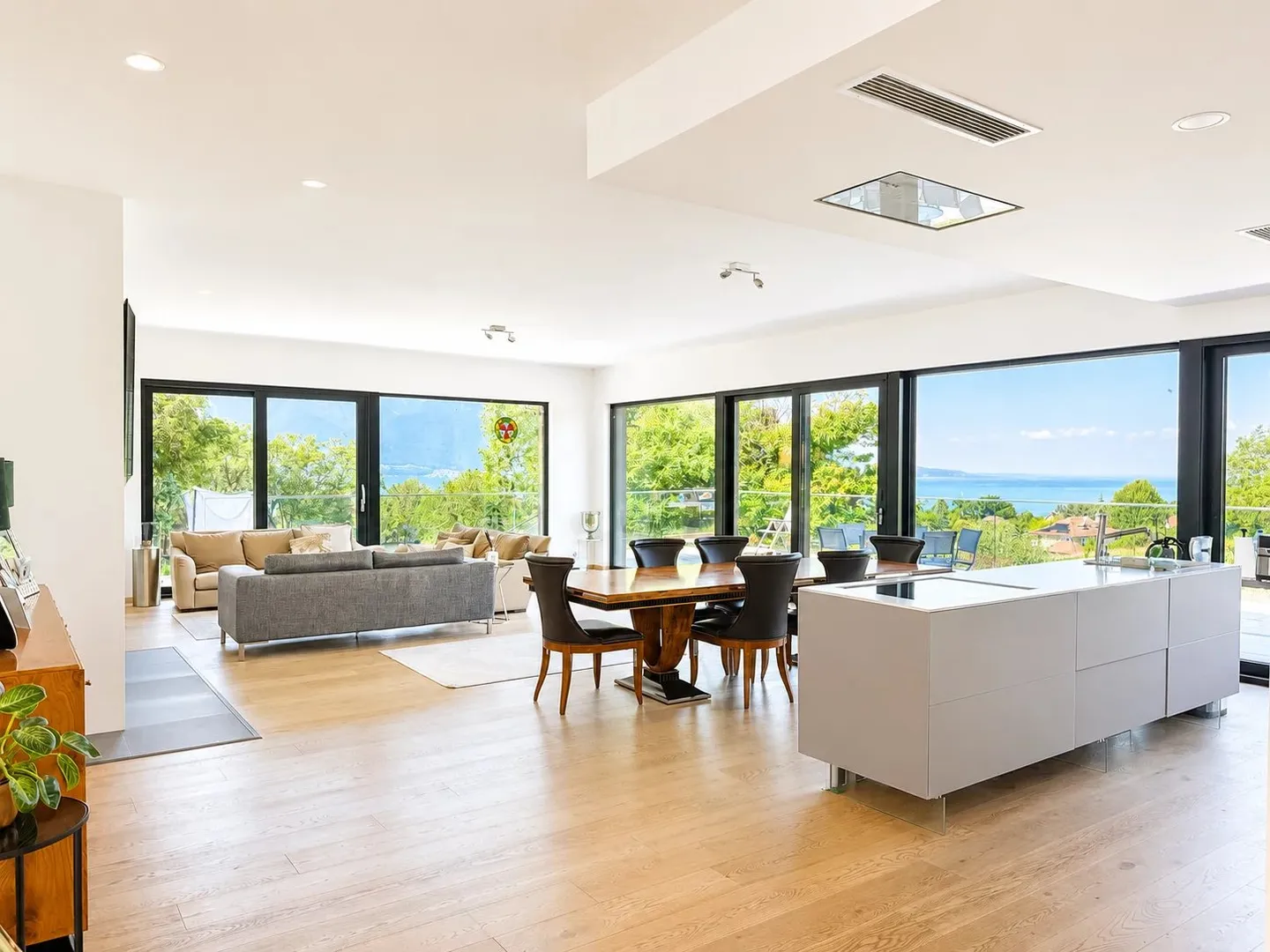 Villa moderne avec vue lac - Photo 6 sur 13