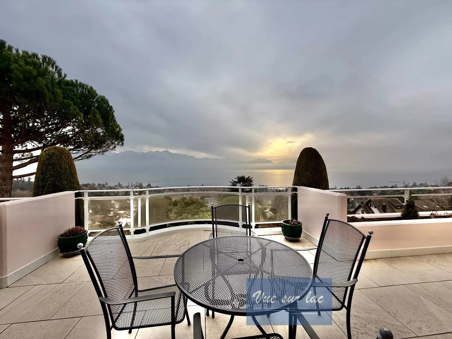 Prestigious Architect Property with Panoramic View - Photo 2 of 13
