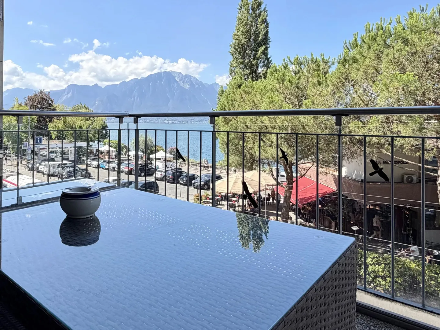 Apartment with lake view - Sale to foreigners allowed - Photo 1 of 11