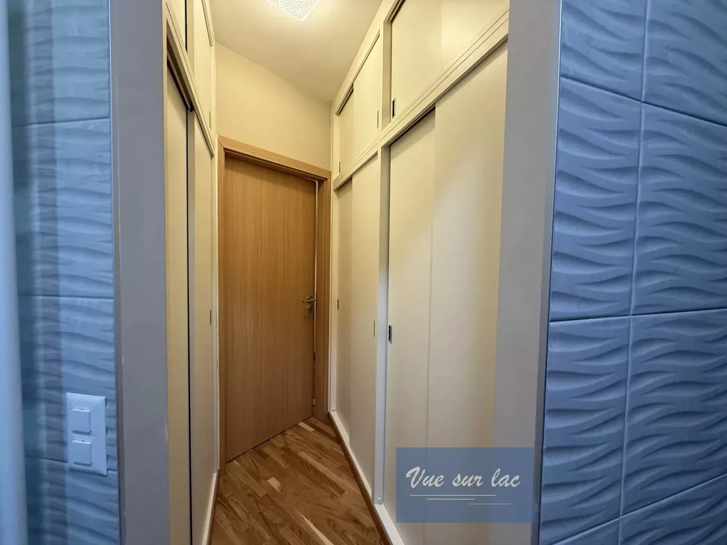 LUXUSVILLA IN VESSY MIT LANDSCHAFTSBLICK UND POOL - Foto 9 von 13