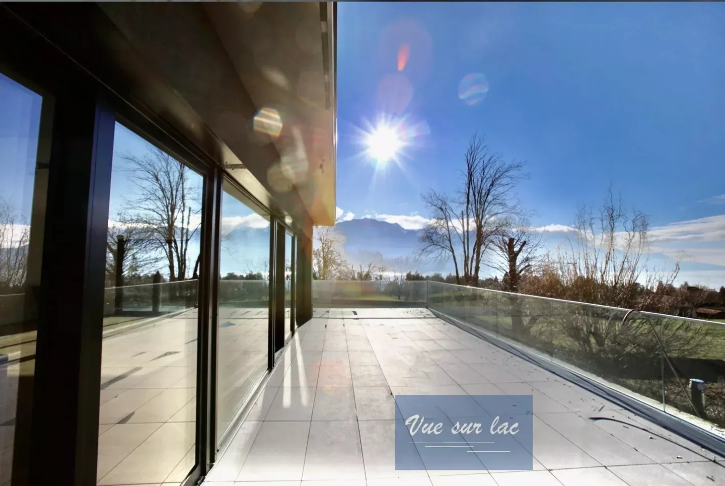 Außergewöhnliche moderne Villa mit Panoramablick. - Foto 9 von 13