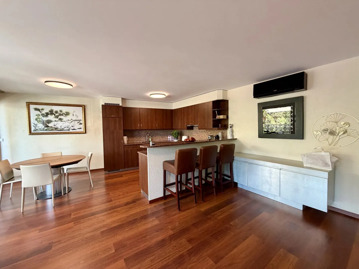 Apartment with lake view - Sale to foreigners allowed - Photo 5 of 11