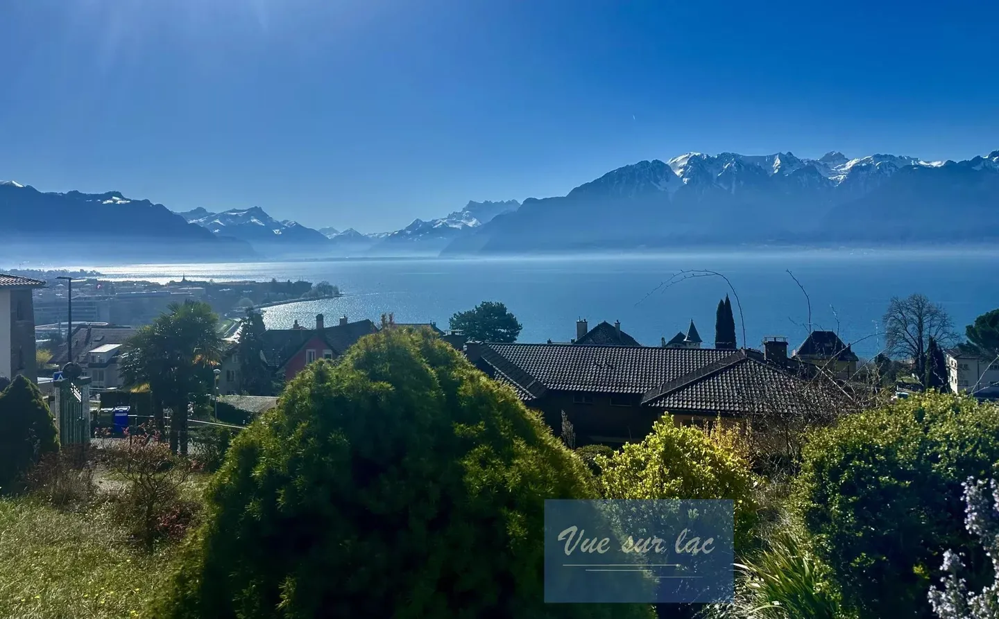 APPARTAMENTI DI LUSSO CON VISTA MOZZAFIATO SUL LAGO - Foto 7 di 7