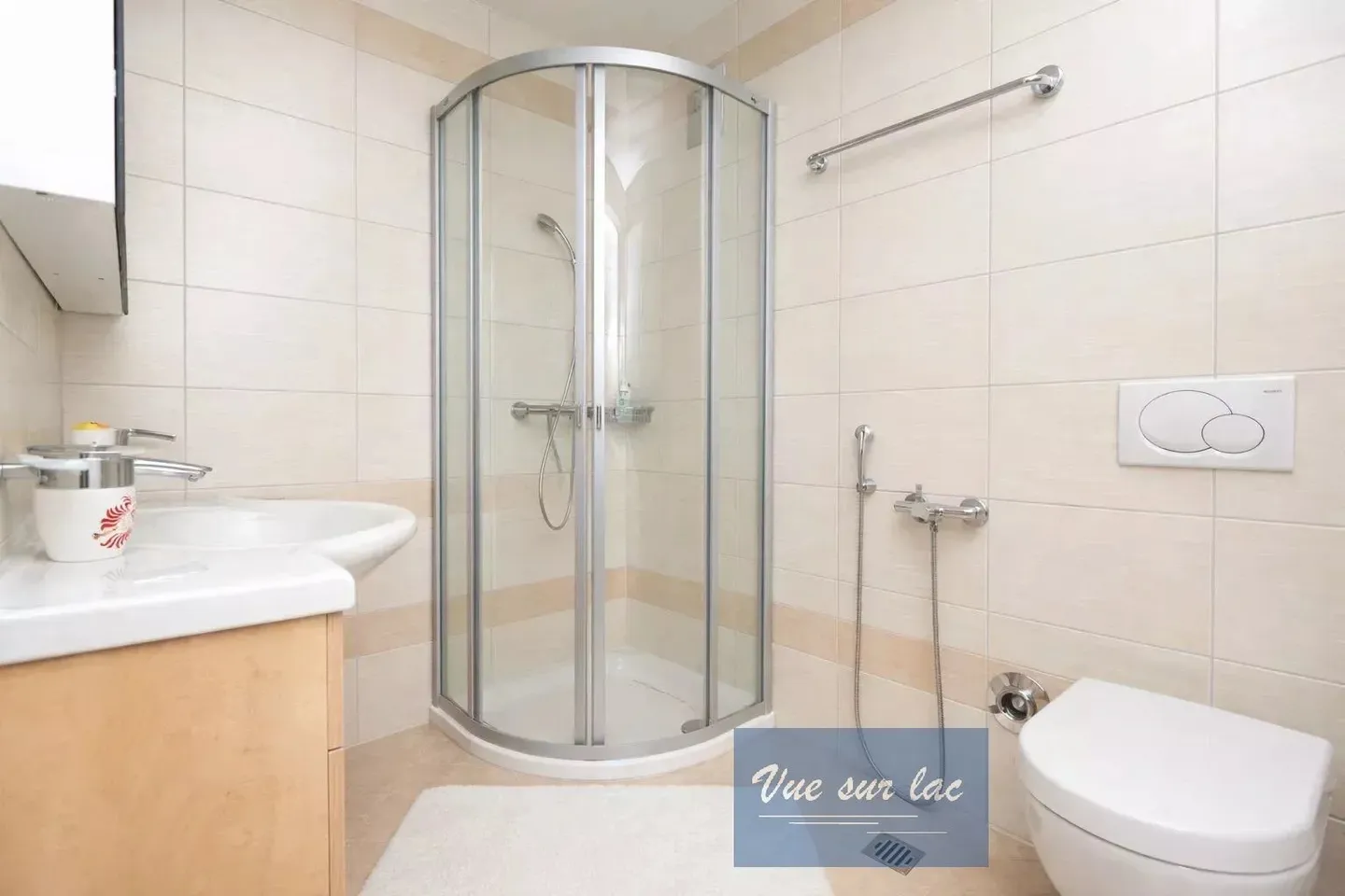 Apartment with lake view - Sale to foreigners allowed - Photo 11 of 12