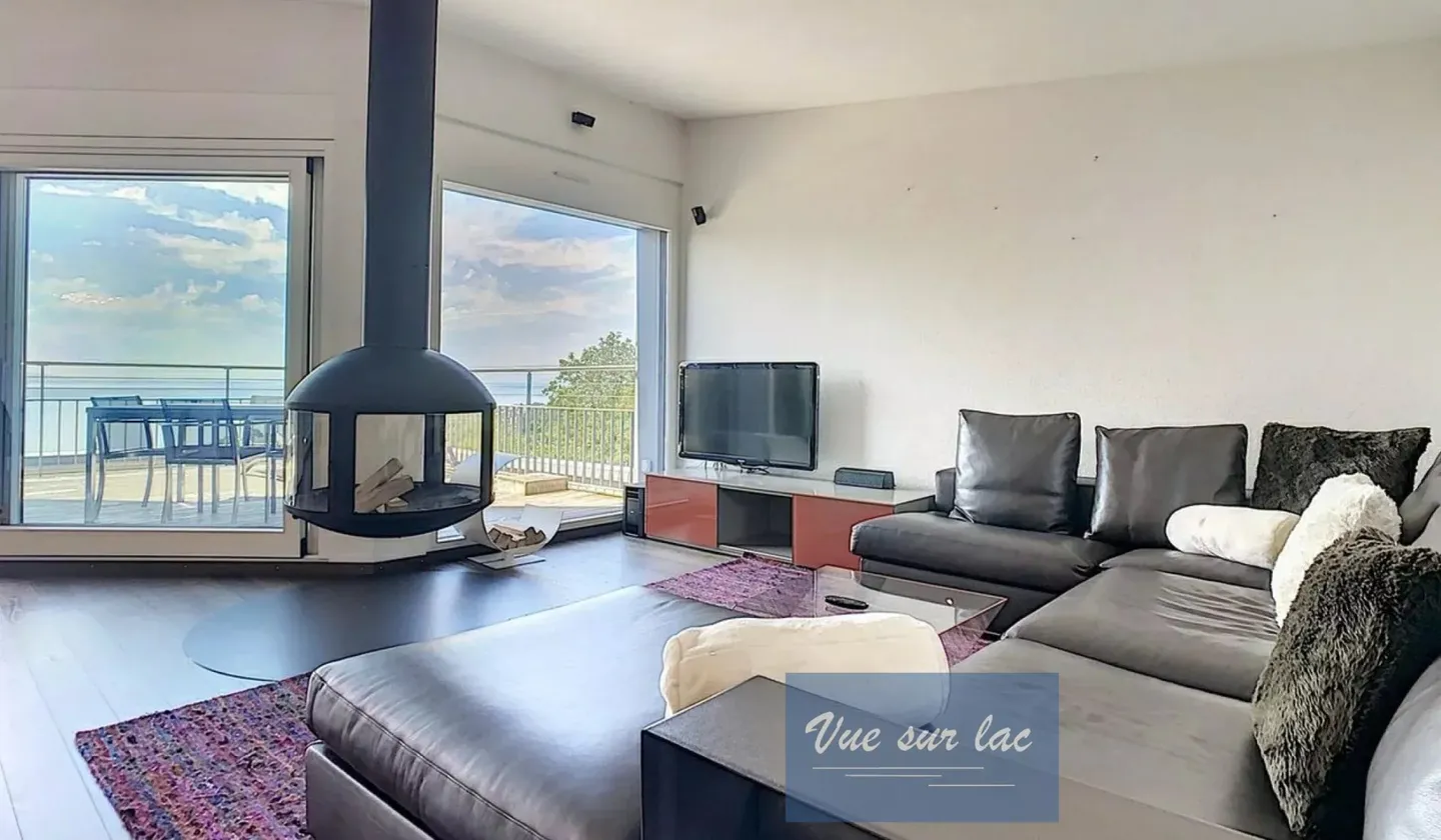 Modern penthouse in Lutry with panoramic view - Photo 3 of 13