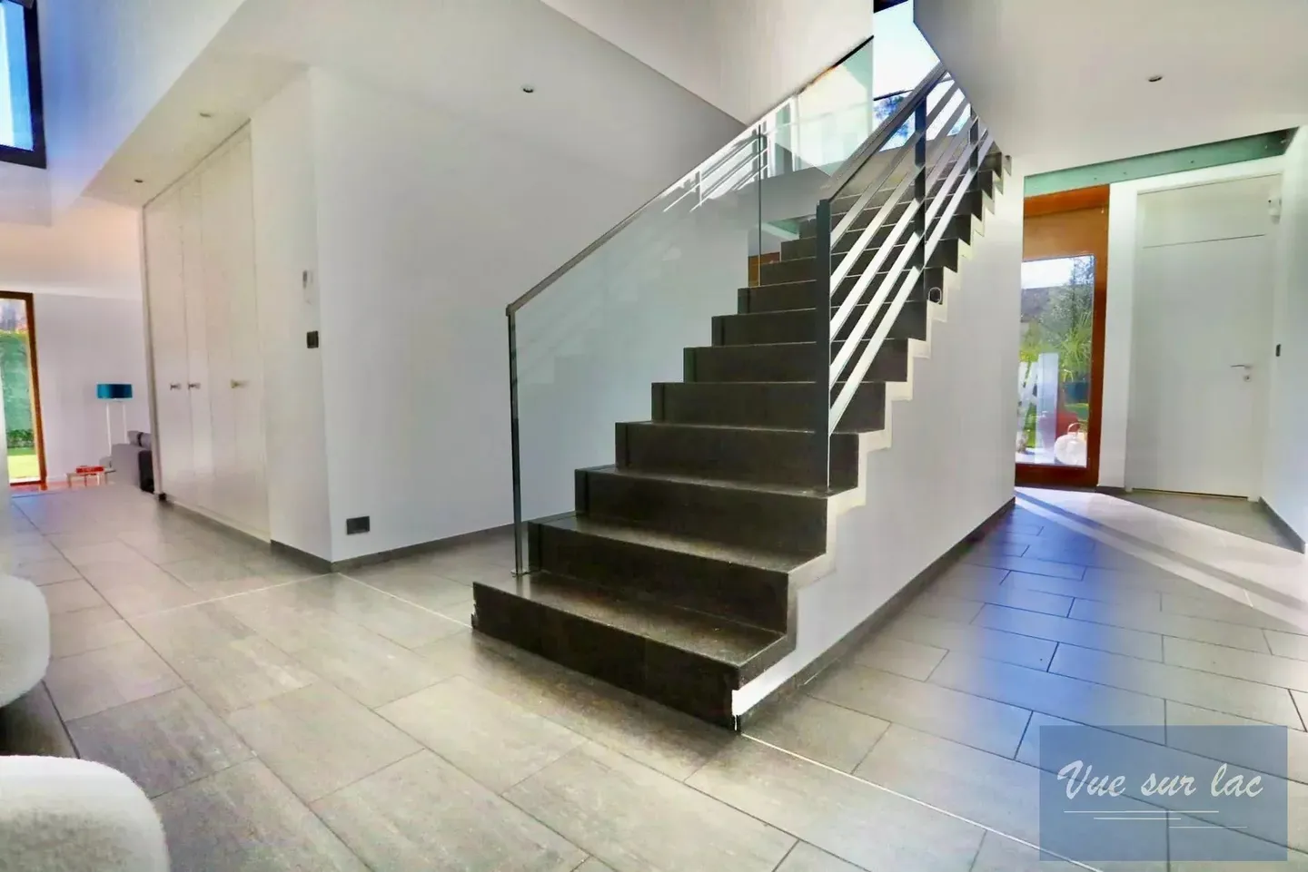 Villa contemporanea, bella parcella tranquilla e senza affacci - Foto 12 di 13