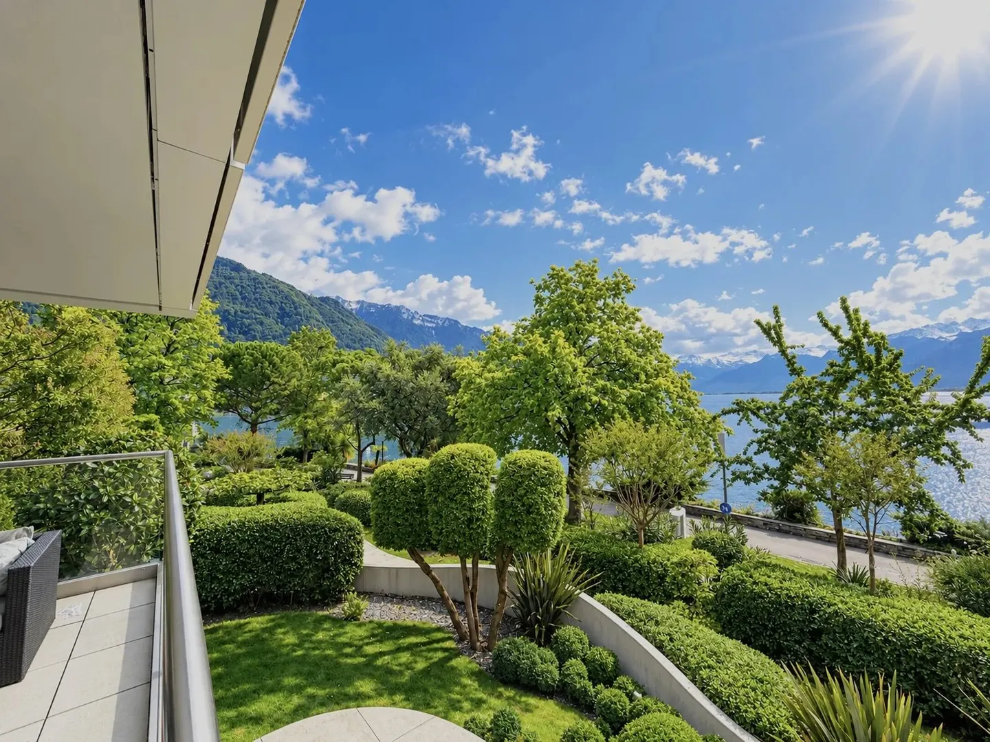 Apartment facing the lake in Montreux – Sale authorization for foreigners - Photo 2 of 12