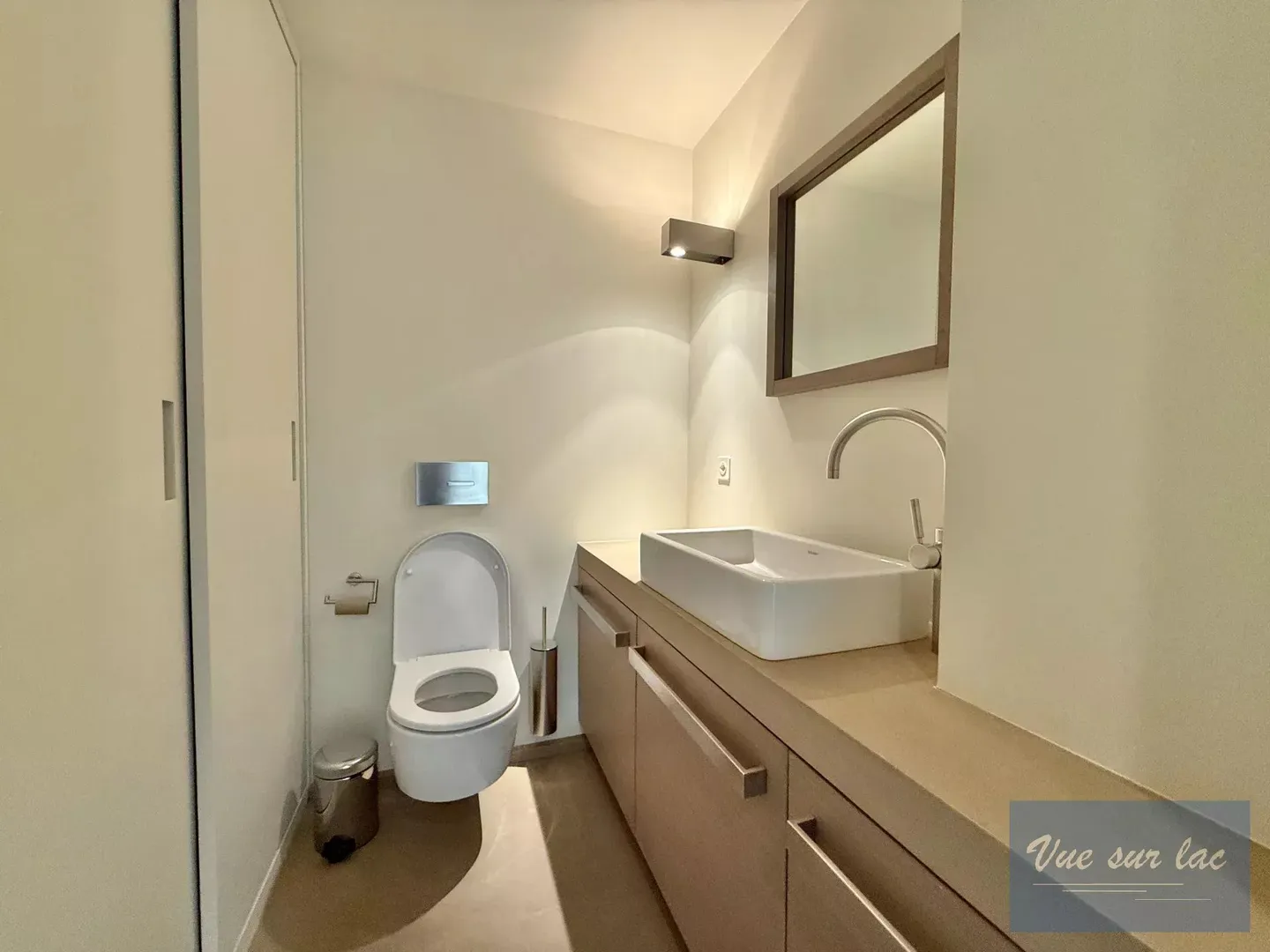 Luxus-Penthouse in Tannay, Blick auf den Genfersee und die Alpen - Foto 11 von 13