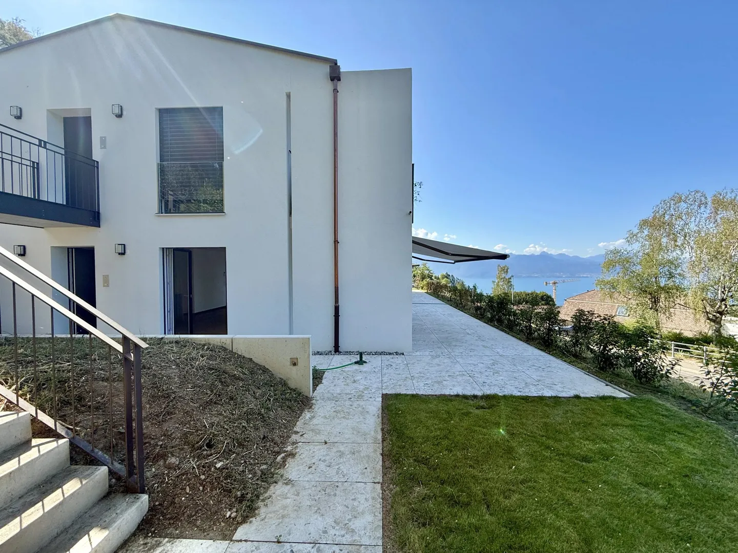 Appartamento moderno con vista spettacolare a Lavaux - Foto 3 di 13