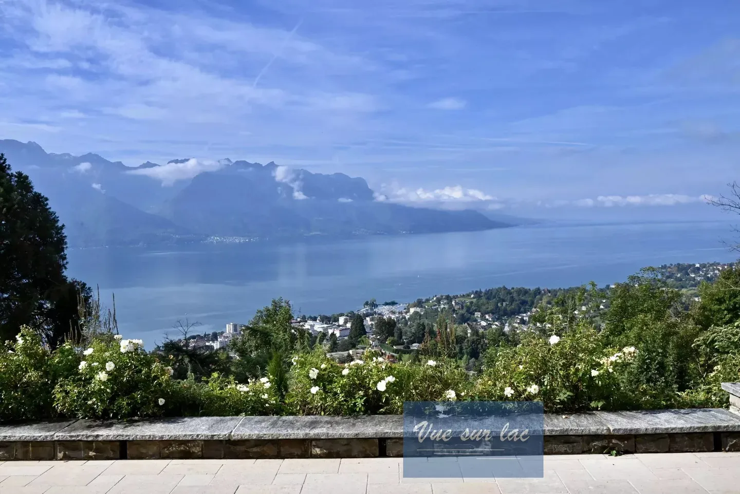 Villa panoramique avec piscine et pool house, grand terrain - Foto 2 di 13