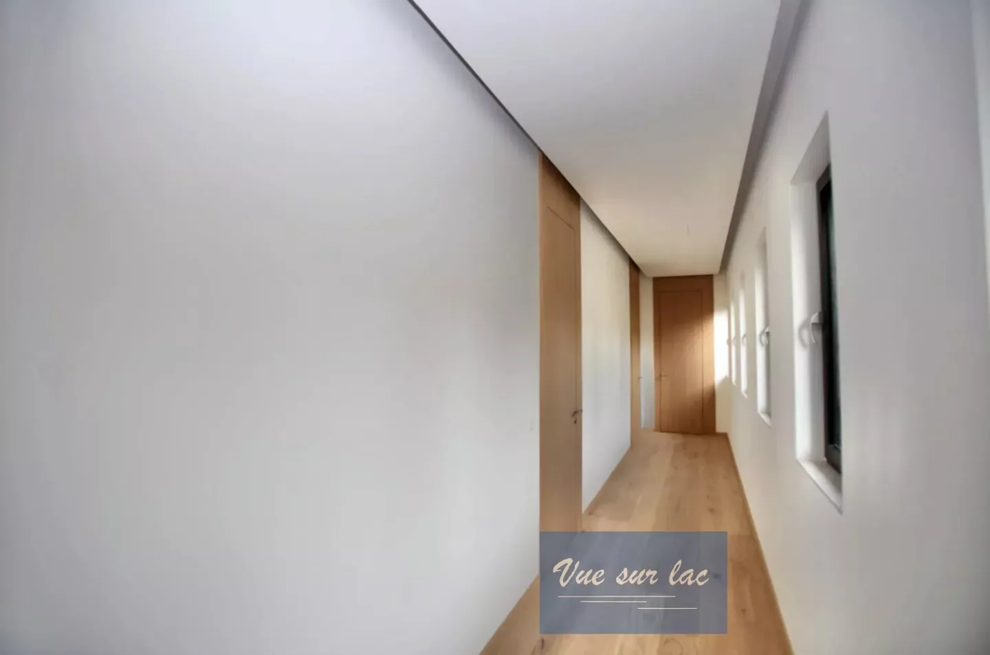 Außergewöhnliche moderne Villa mit Panoramablick. - Foto 13 von 13