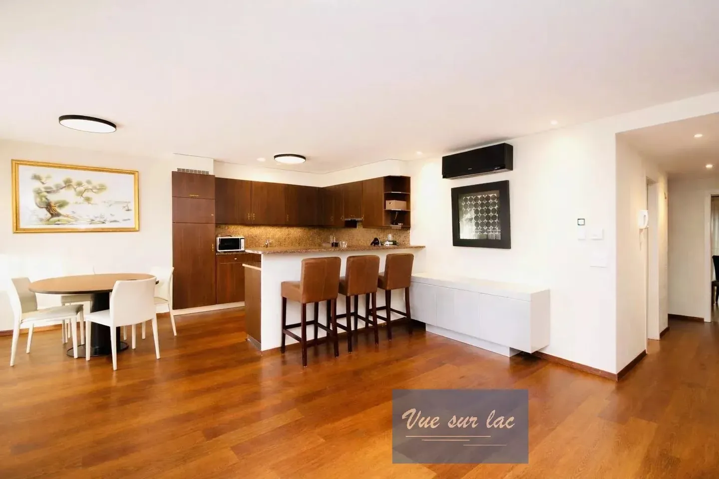 Apartment with lake view - Sale to foreigners allowed - Photo 4 of 12