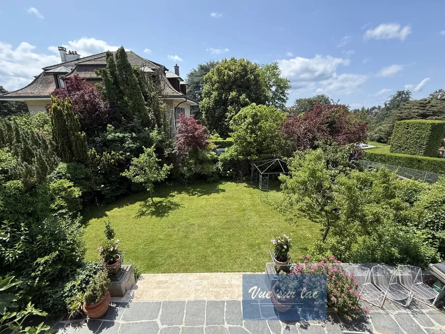 Außergewöhnliches Haus in Lausanne - Foto 2 von 13