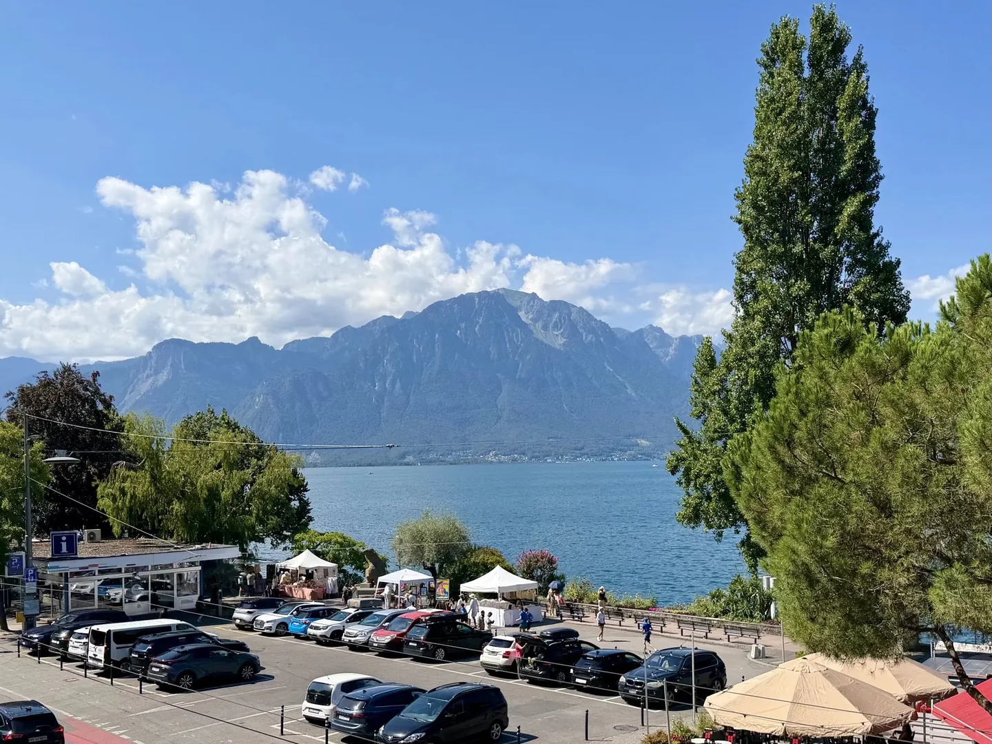 Apartment with lake view - Sale to foreigners allowed - Photo 2 of 11