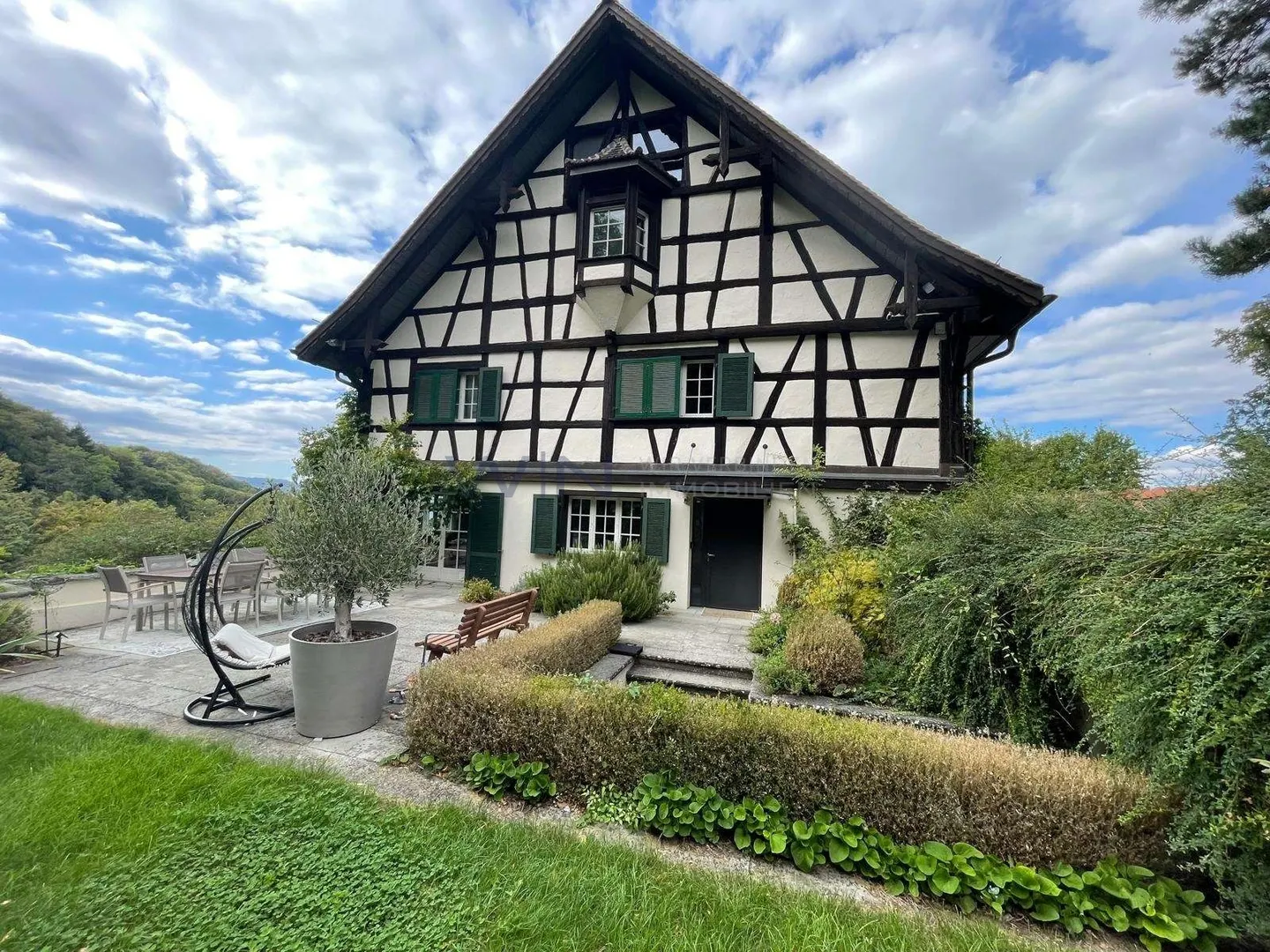 Majestätische Villa mit Traumhaftem Blick - Foto 2 von 10