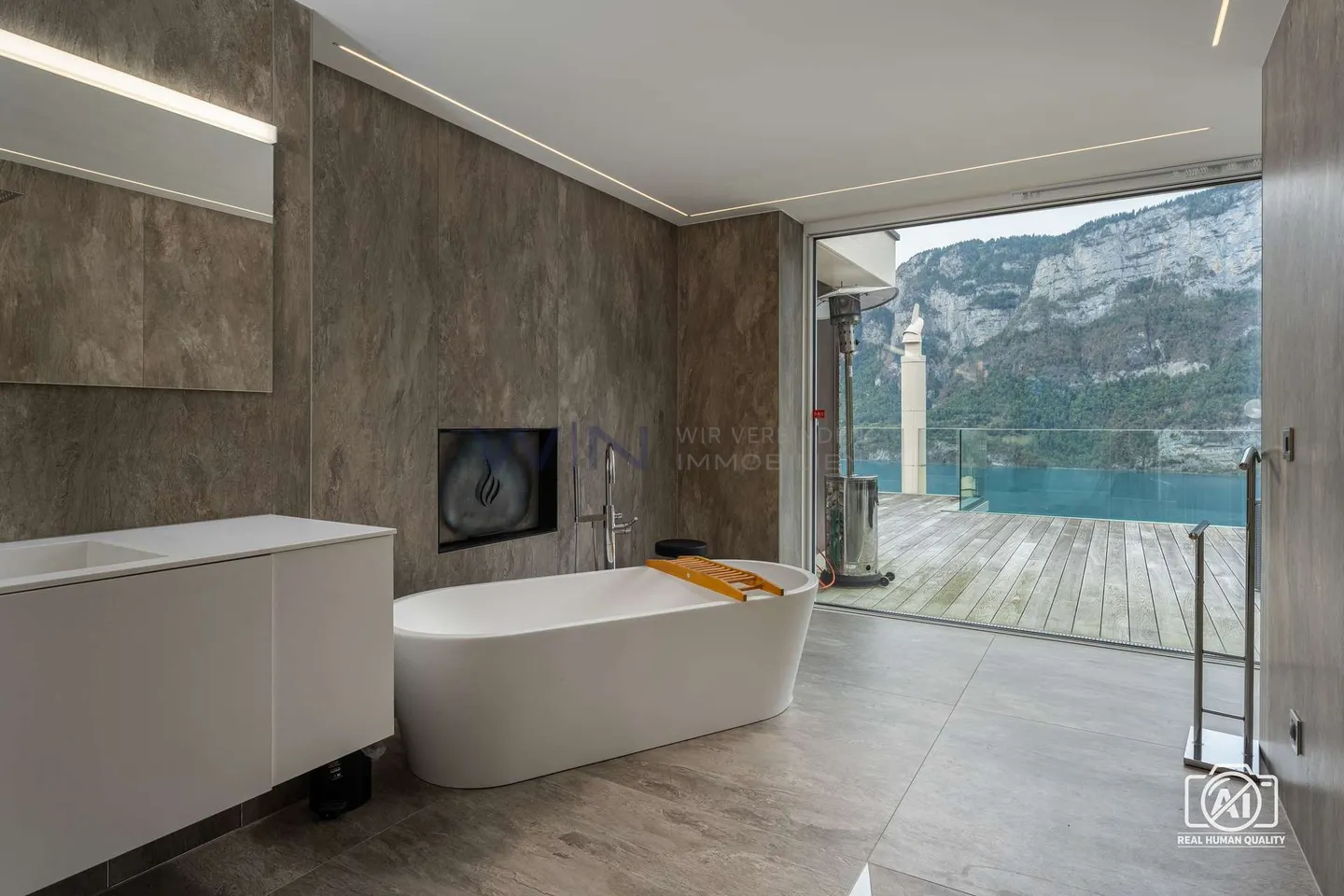 Luxuriöse Attika-Wohnung mit Seesicht - Foto 4 von 13