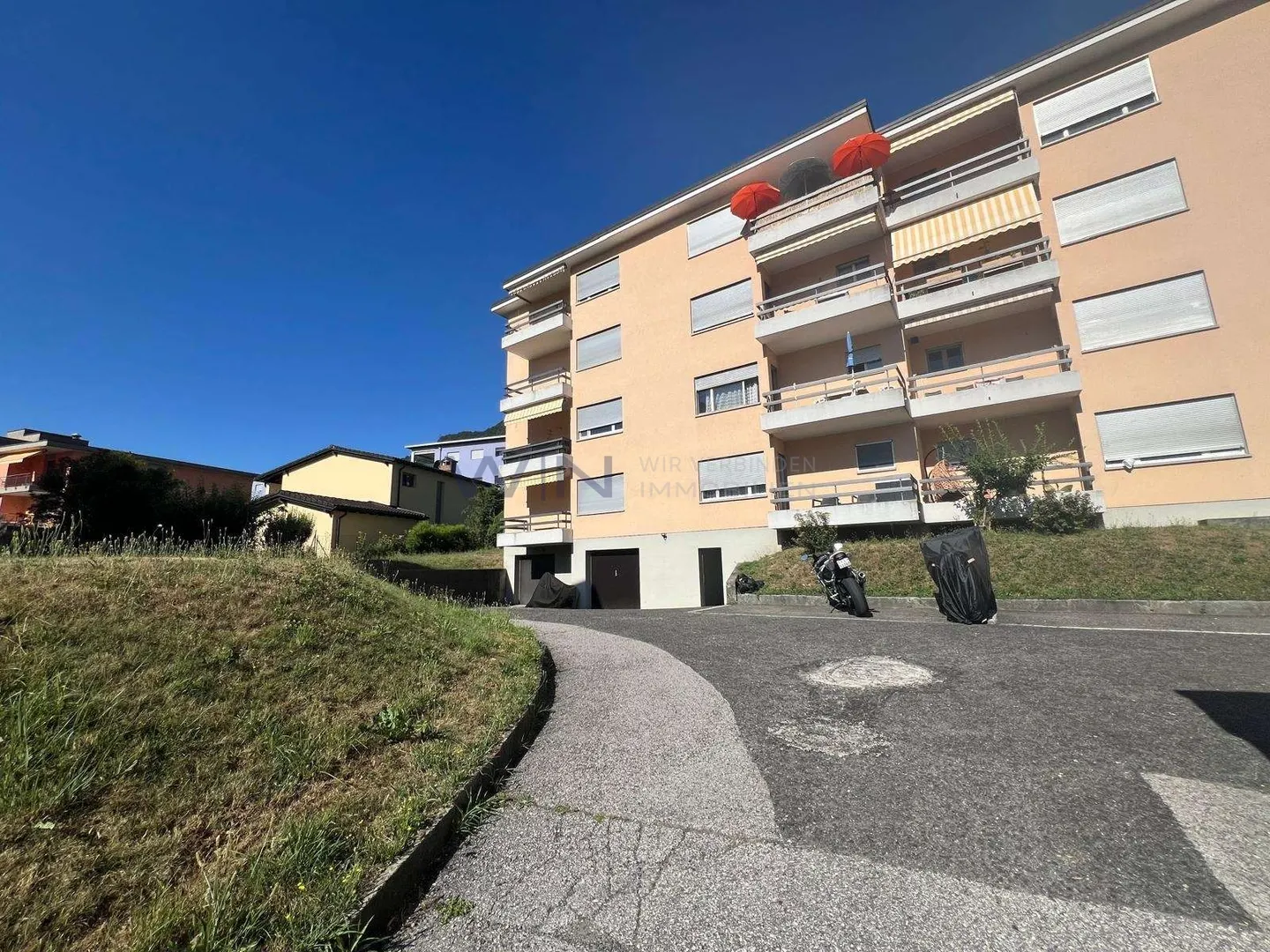 Retraite ensoleillée avec vue sur Gravesano - Photo 8 sur 8