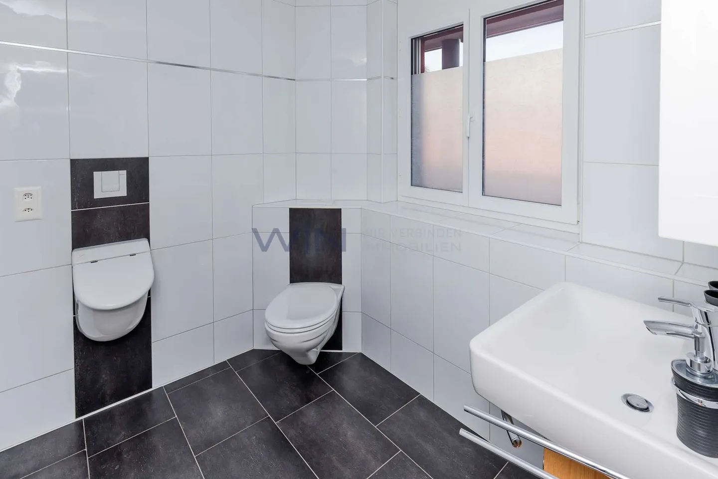 Penthouse with 99 m² sun terrace and panorama - Photo 8 of 13