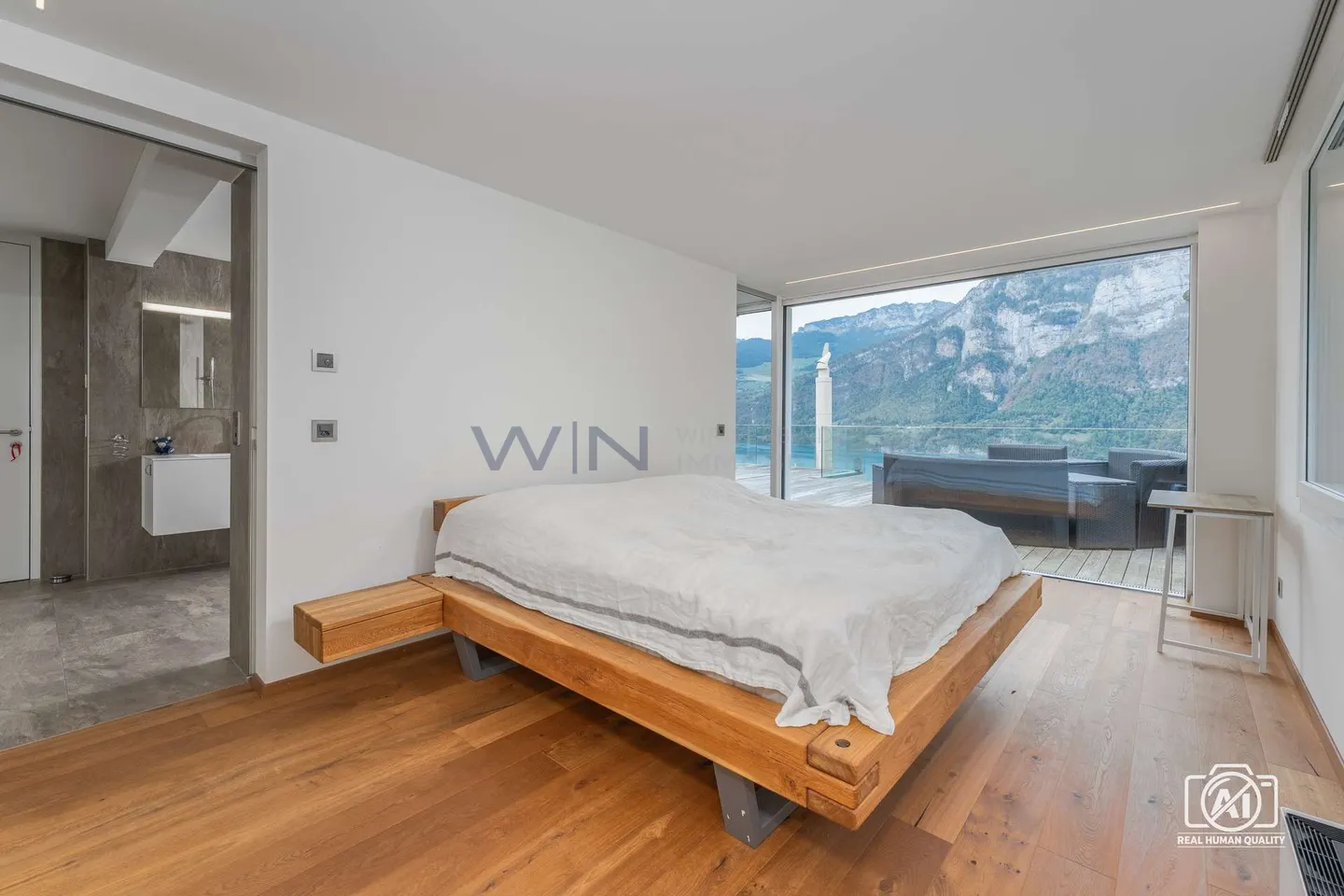 Luxuriöse Attika-Wohnung mit Seesicht - Foto 12 von 13