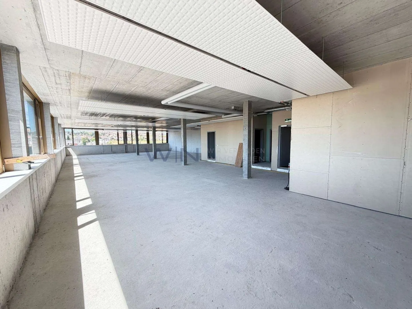 Office spaces from 230 m² in new building 2026 - Photo 8 of 12