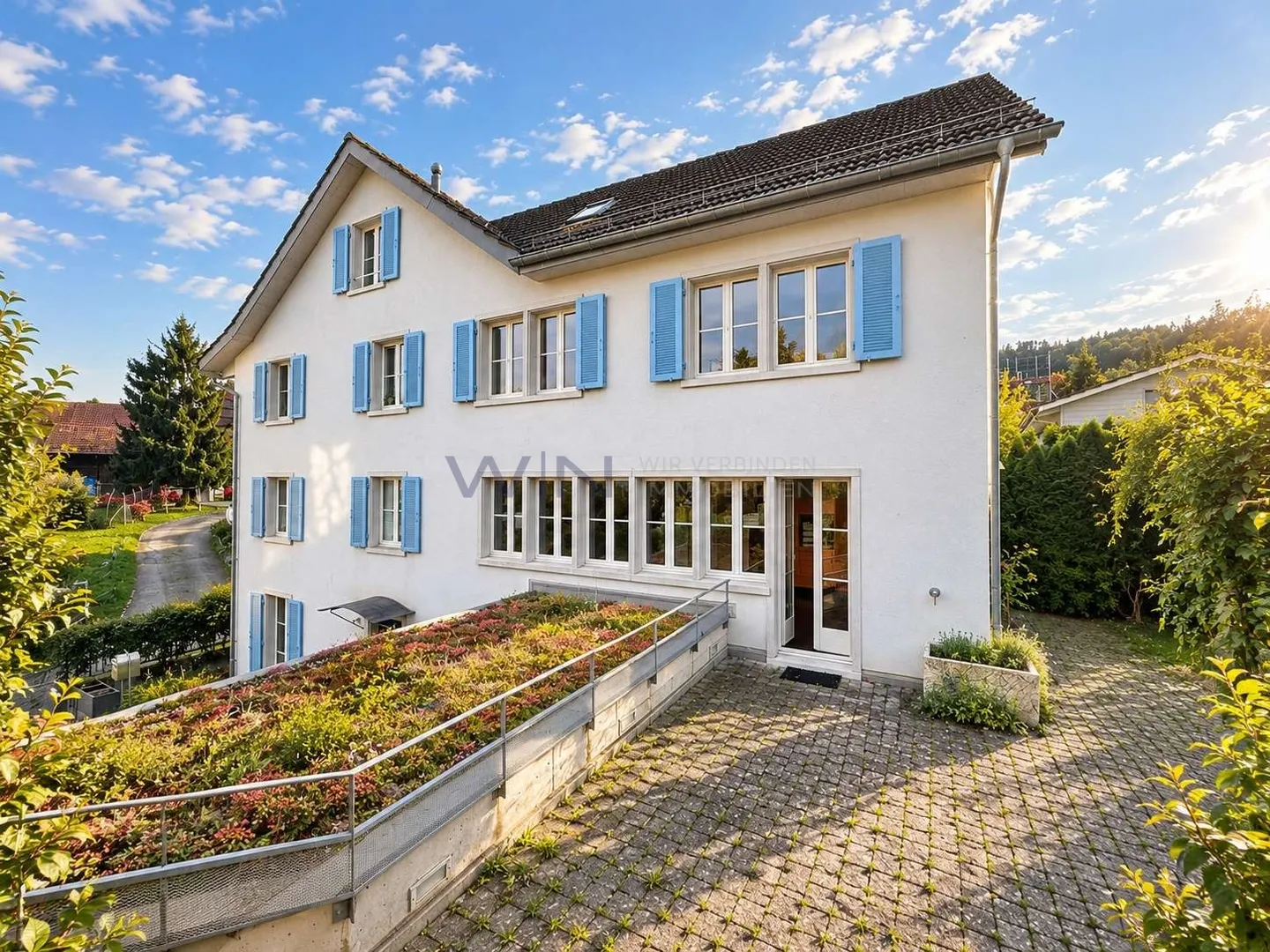 Moderne Haus mit Garten - Foto 5 von 13