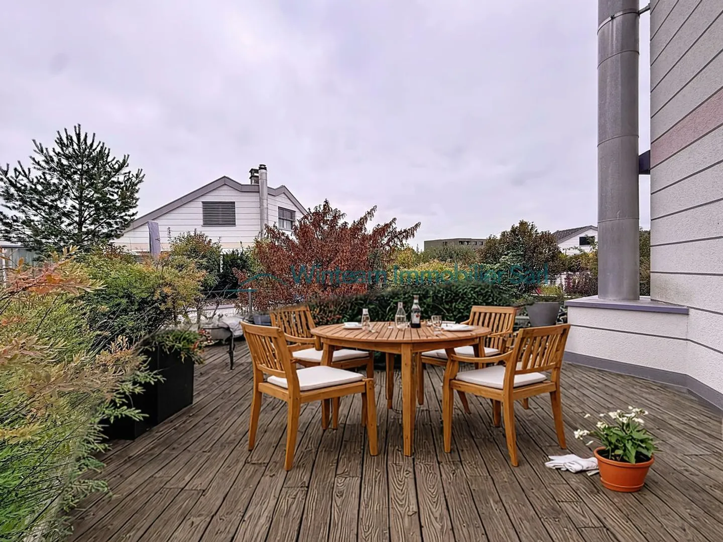 Vivez grand! Duplex lumineux 5,5 pièces avec vaste terrasse à Matran - Photo 2 sur 11
